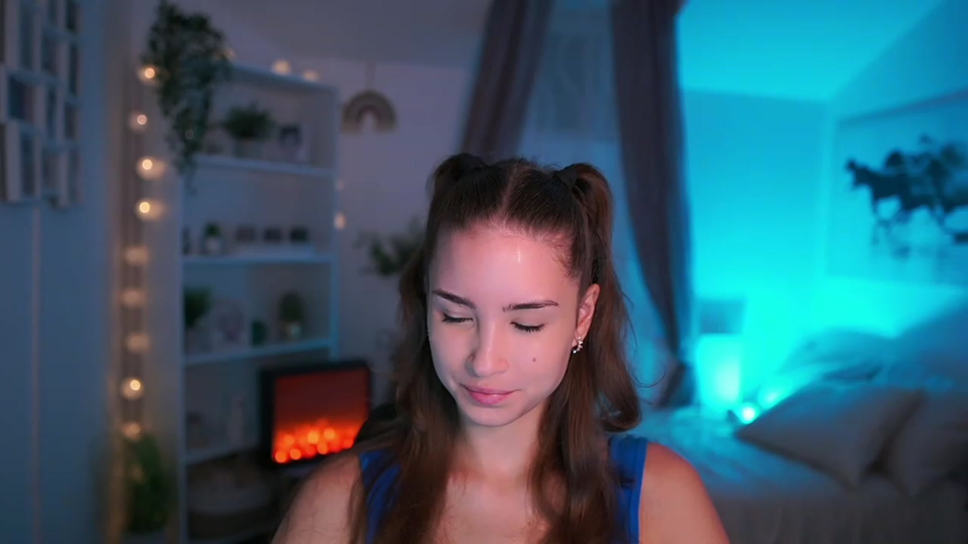 Gallery image thumbnail from Shy_jane's myfreecams stream on, 10/12/2023, 09:06 image 10 of 20