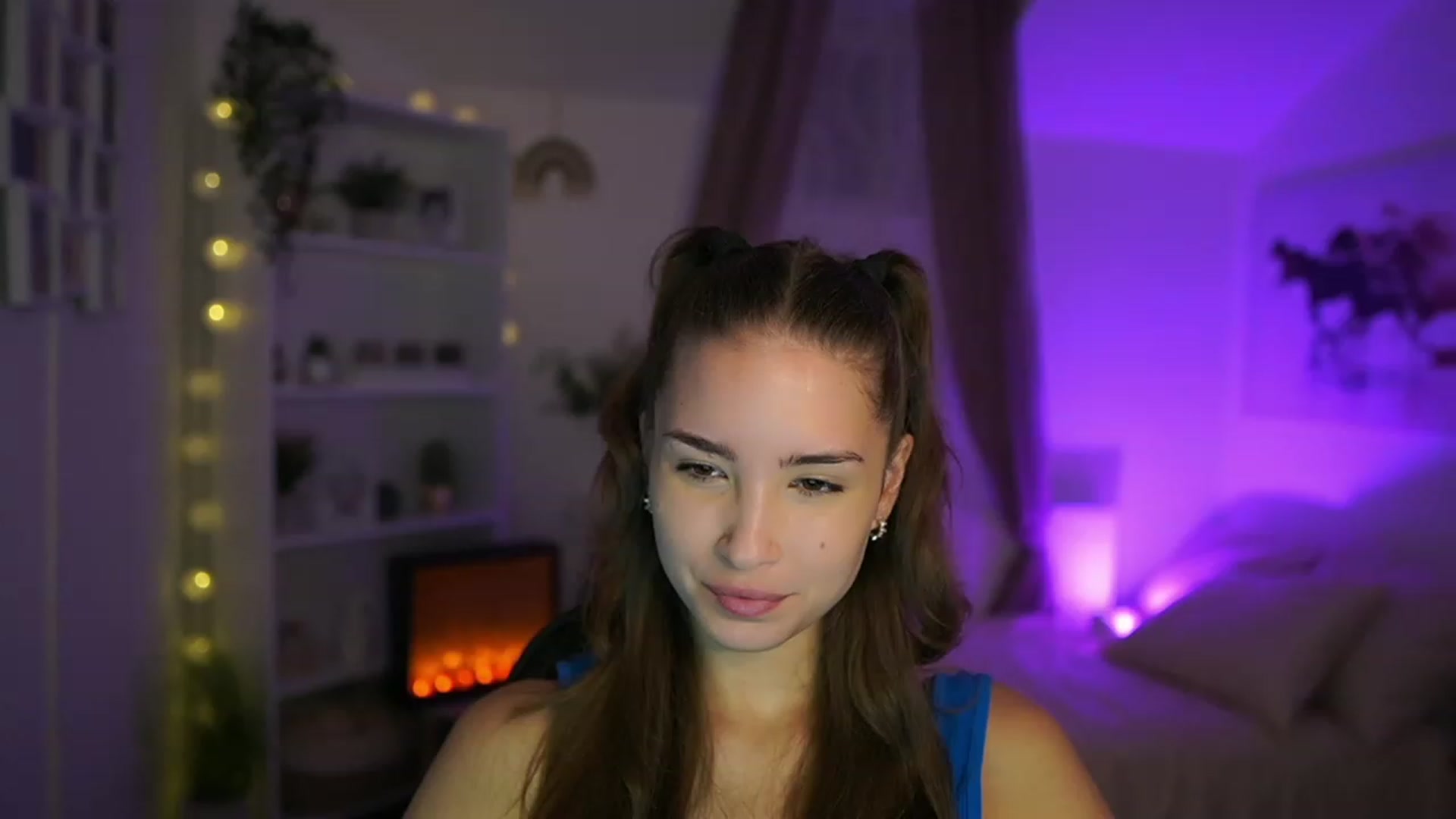 Gallery image thumbnail from Shy_jane's myfreecams stream on, 10/12/2023, 09:06 image 17 of 20