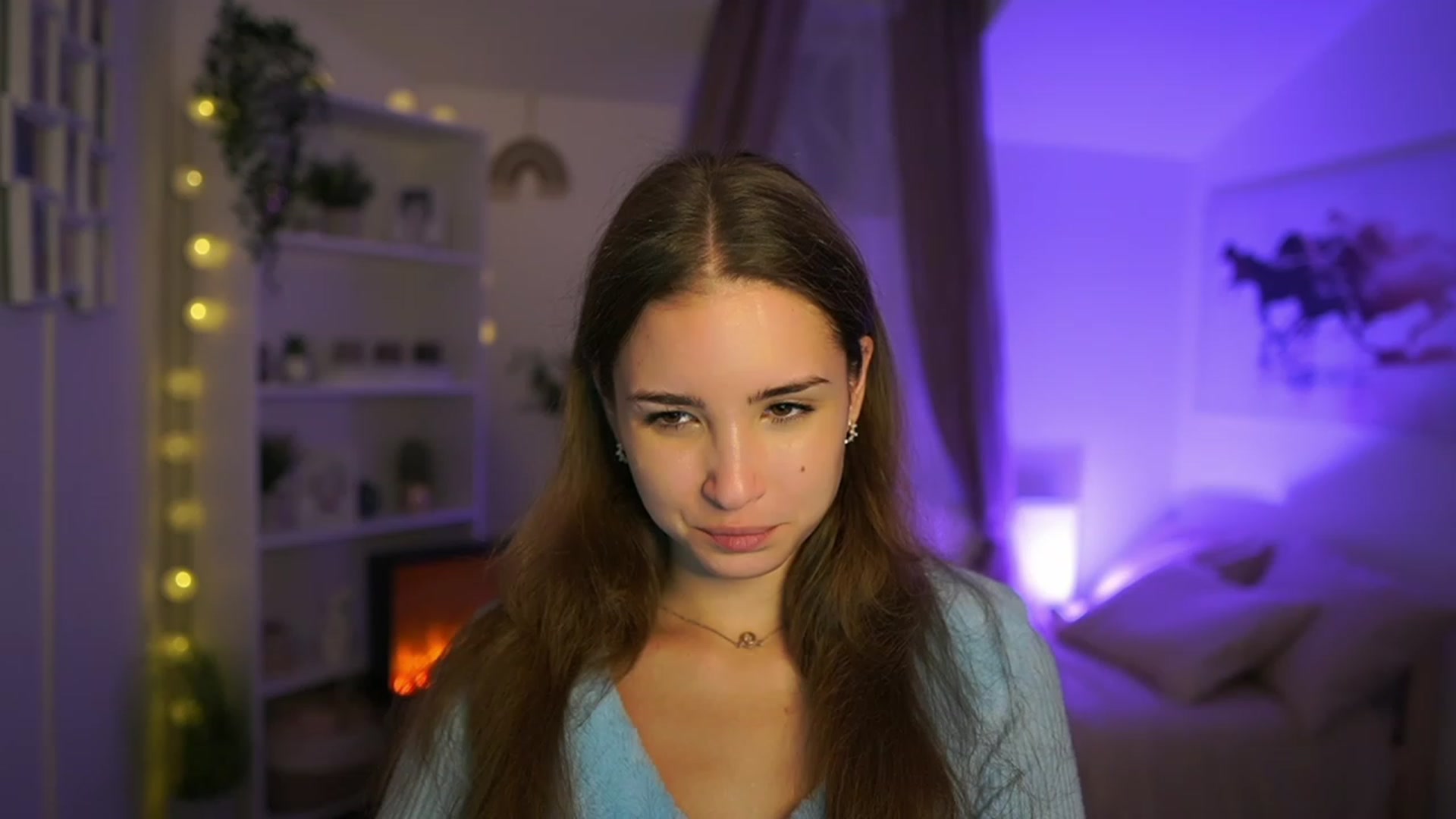 Gallery image thumbnail from Shy_jane's myfreecams stream on, 10/17/2023, 16:37 image 6 of 20