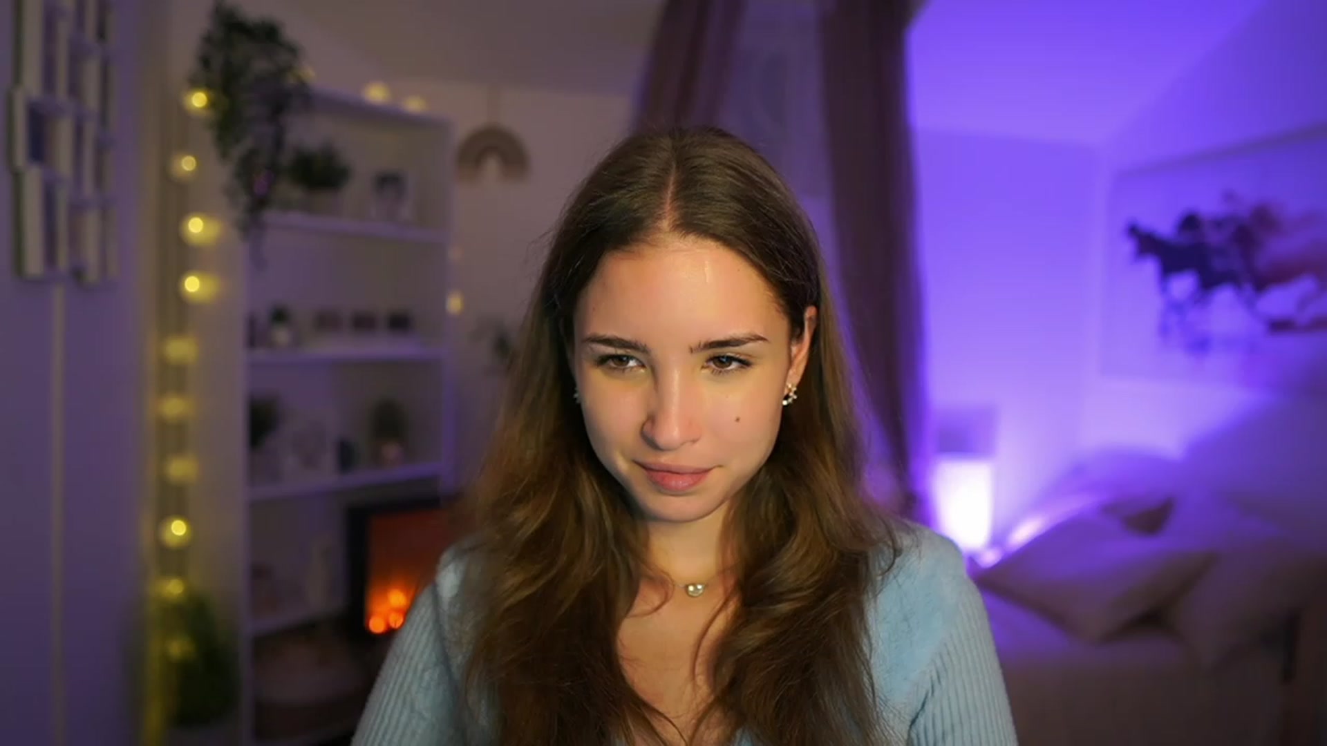 Gallery image thumbnail from Shy_jane's myfreecams stream on, 10/17/2023, 17:38 image 8 of 20