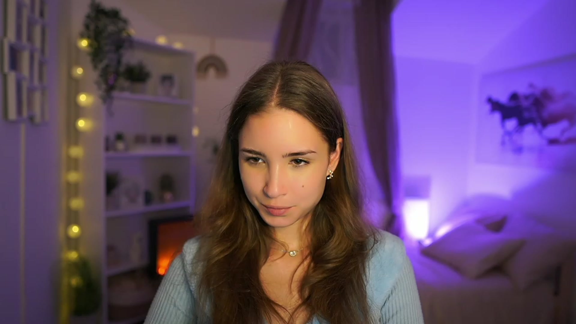Gallery image thumbnail from Shy_jane's myfreecams stream on, 10/17/2023, 17:38 image 18 of 20