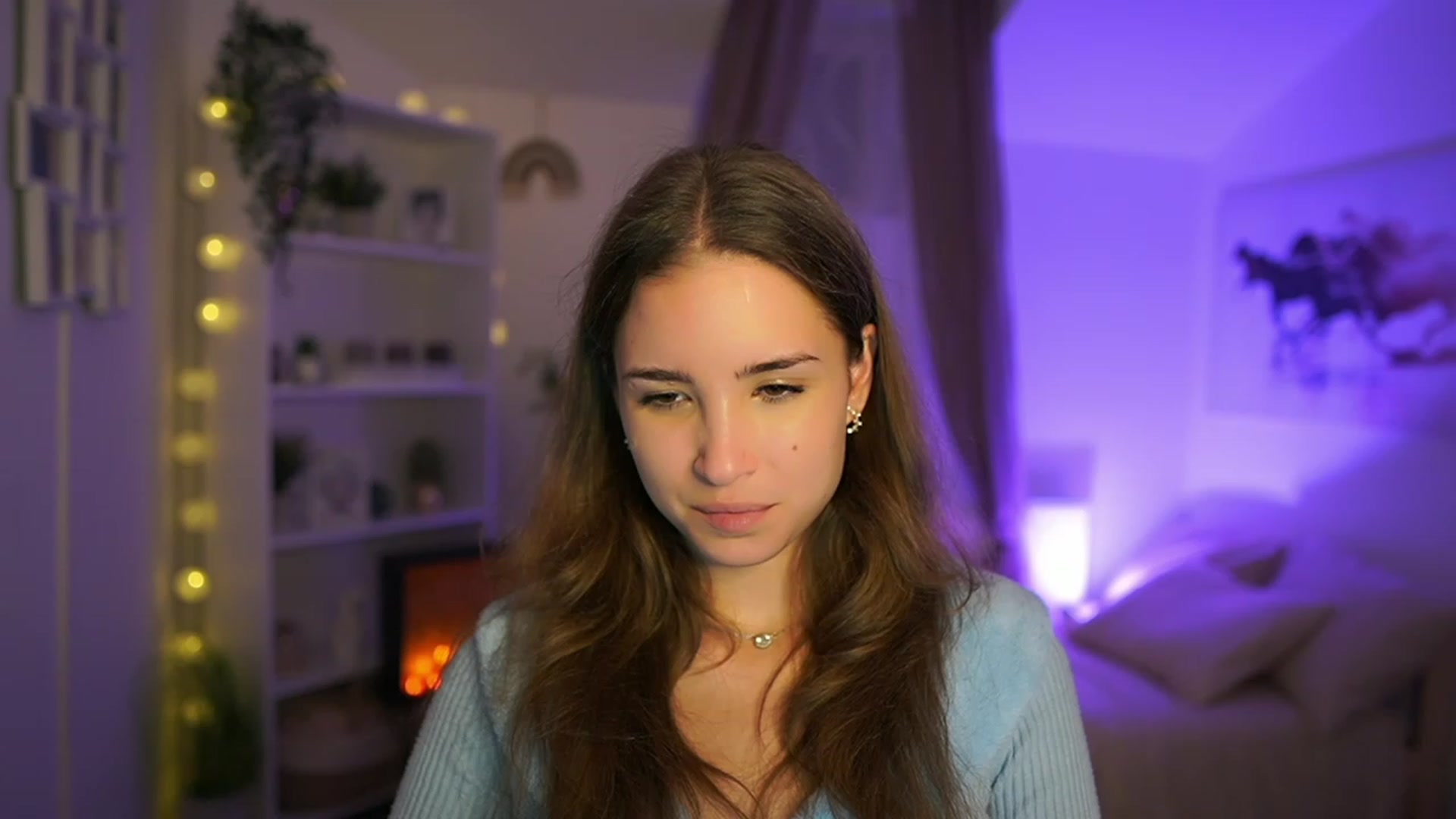 Gallery image thumbnail from Shy_jane's myfreecams stream on, 10/17/2023, 17:38 image 10 of 20
