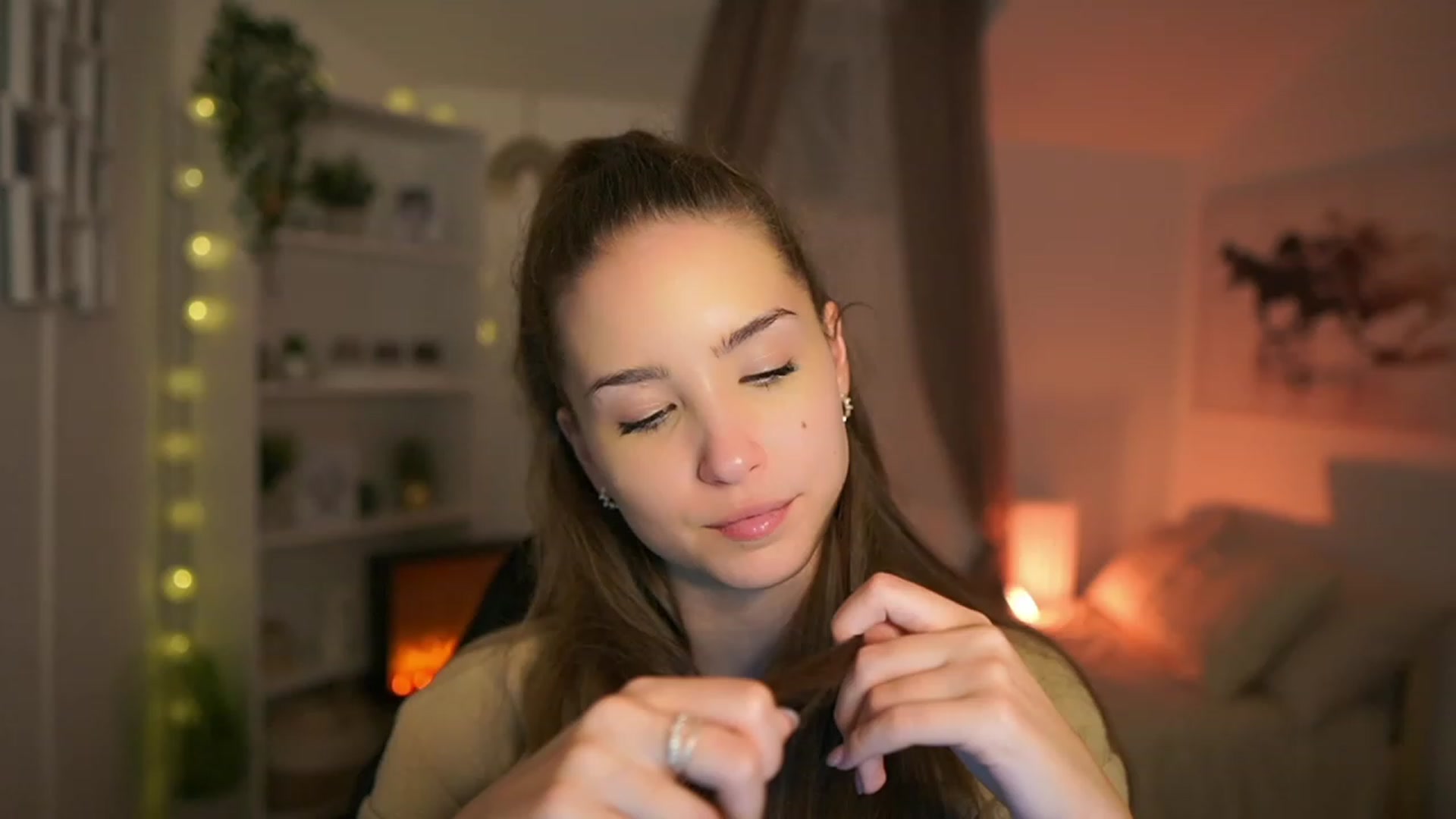 Gallery image thumbnail from Shy_jane's myfreecams stream on, 10/19/2023, 14:52 image 13 of 20