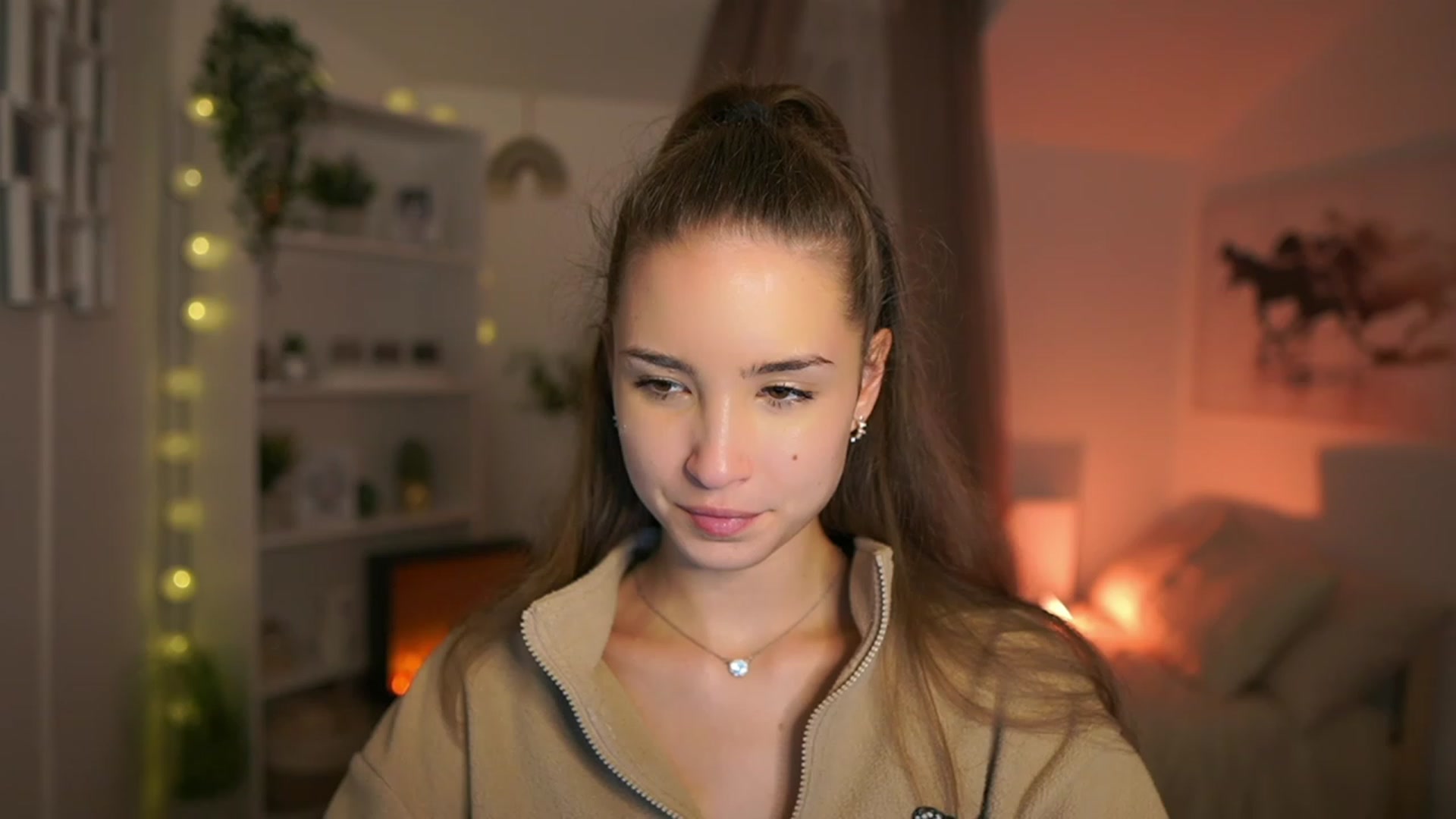 Gallery image thumbnail from Shy_jane's myfreecams stream on, 10/19/2023, 16:22 image 2 of 20