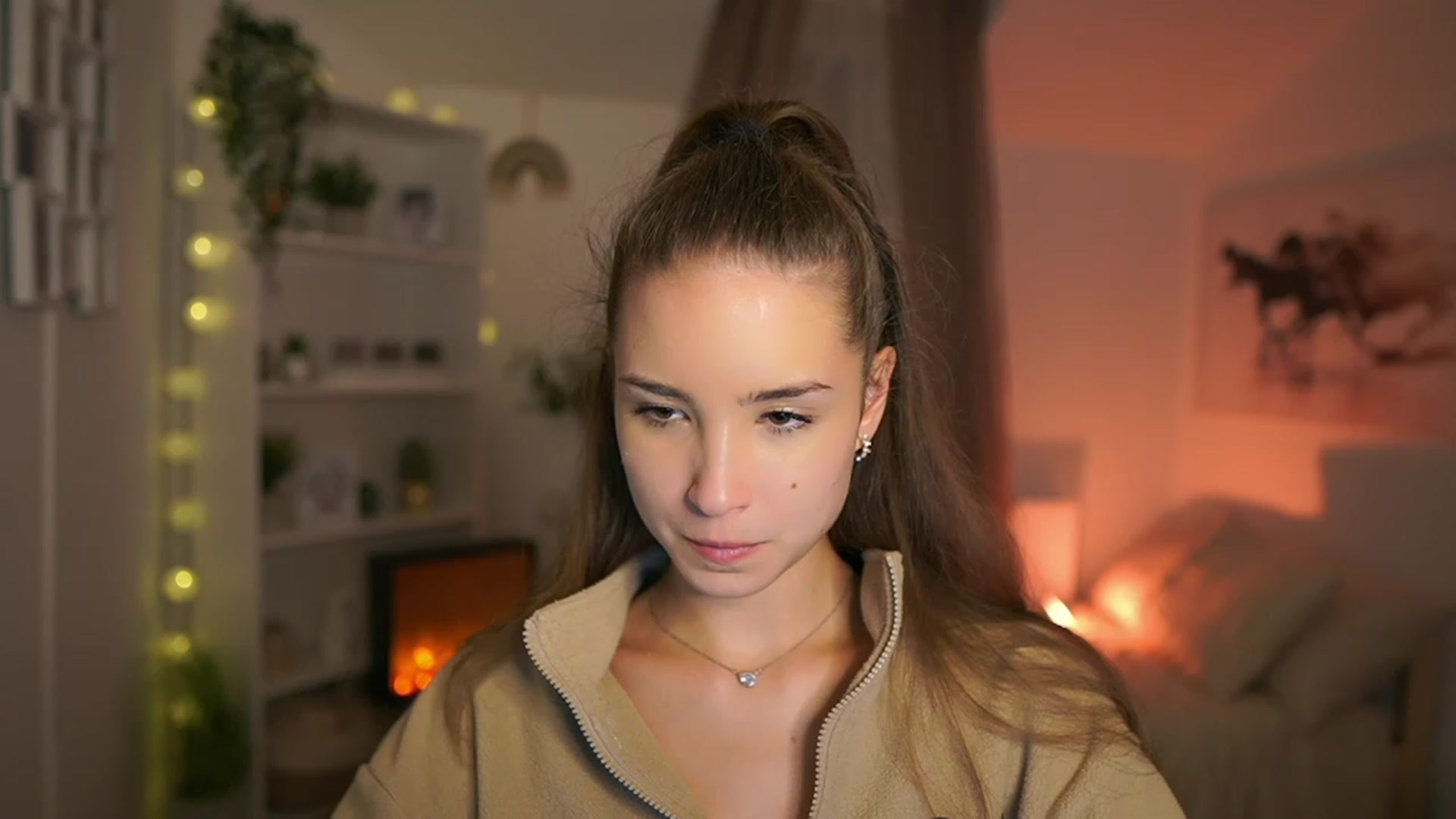 Gallery image thumbnail from Shy_jane's myfreecams stream on, 10/19/2023, 16:22 image 4 of 20
