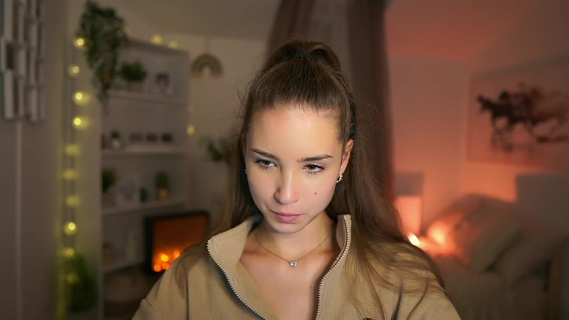 Gallery image thumbnail from Shy_jane's myfreecams stream on, 10/19/2023, 16:22 image 7 of 20