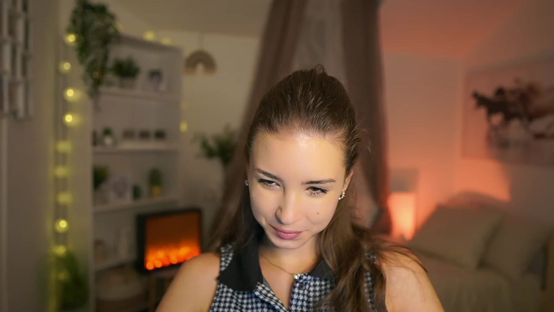 Gallery image thumbnail from Shy_jane's myfreecams stream on, 10/22/2023, 09:28 image 10 of 20
