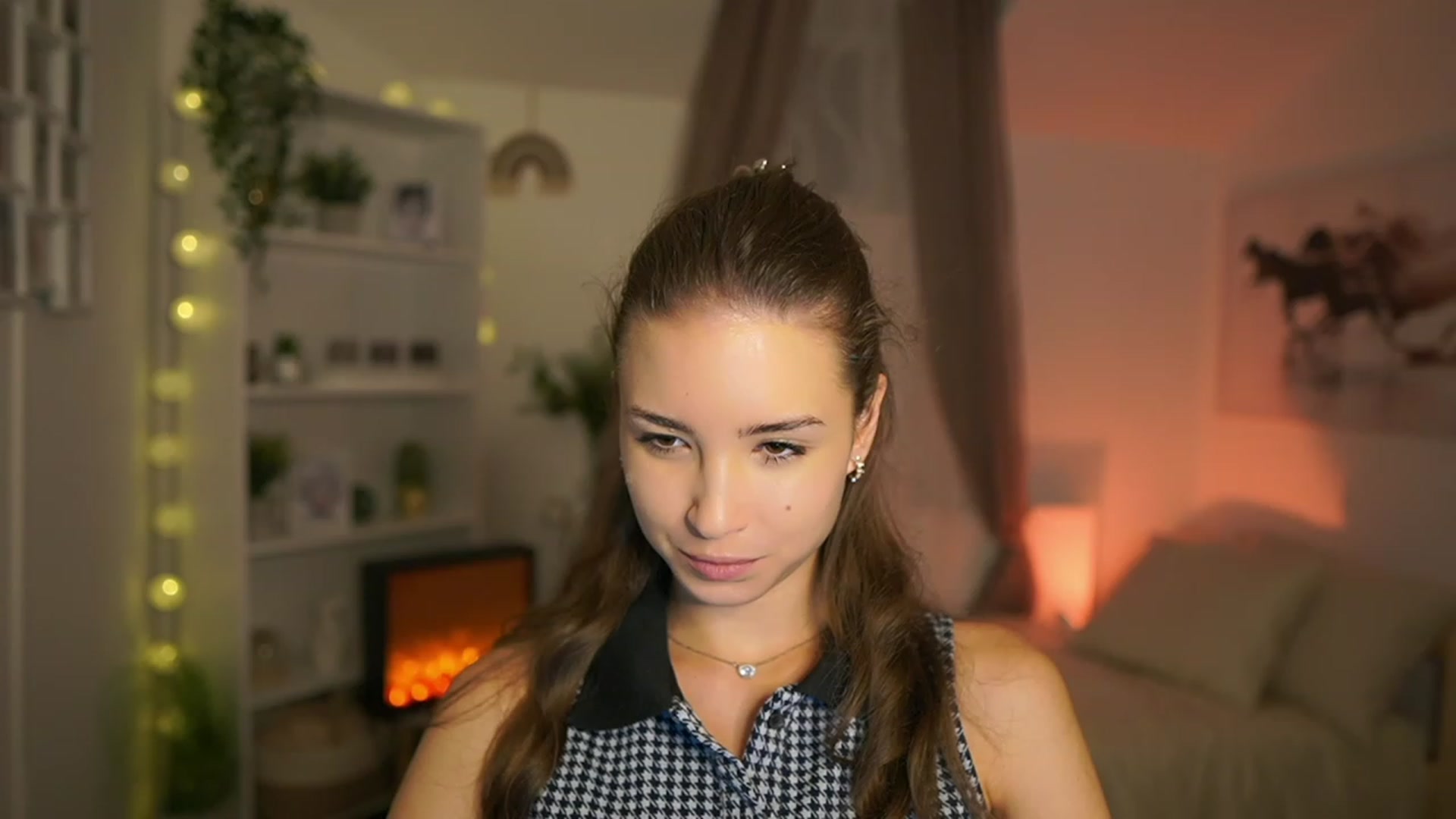 Gallery image thumbnail from Shy_jane's myfreecams stream on, 10/22/2023, 10:08 image 11 of 20