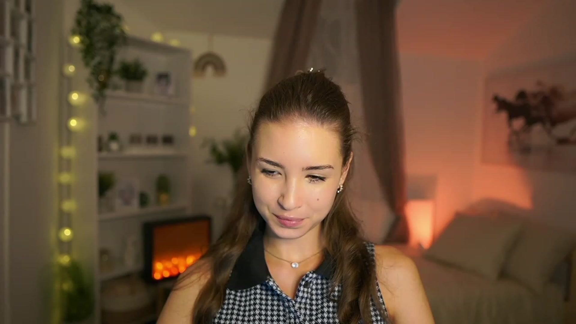 Gallery image thumbnail from Shy_jane's myfreecams stream on, 10/22/2023, 10:08 image 16 of 20