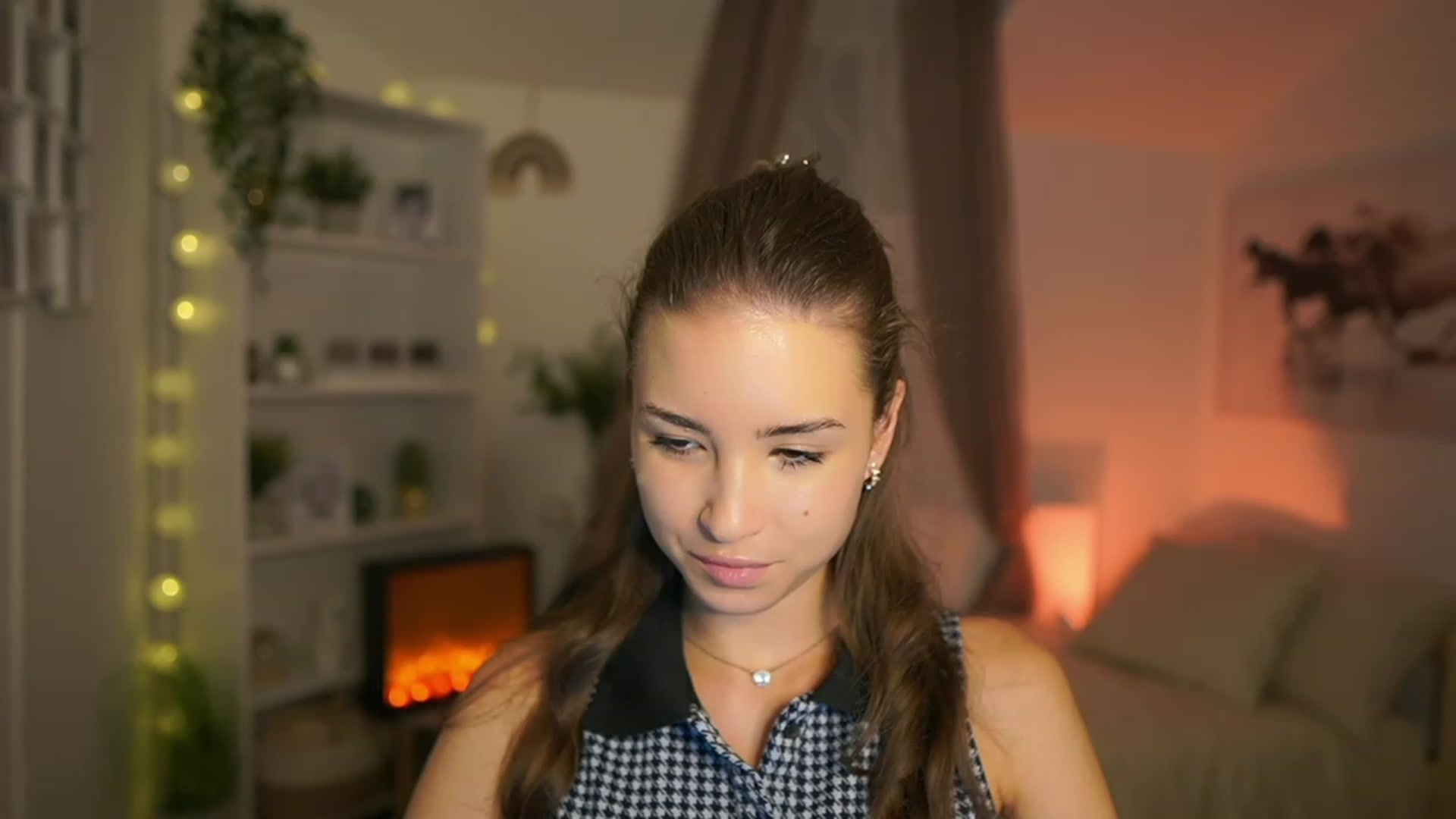Gallery image thumbnail from Shy_jane's myfreecams stream on, 10/22/2023, 10:08 image 20 of 20