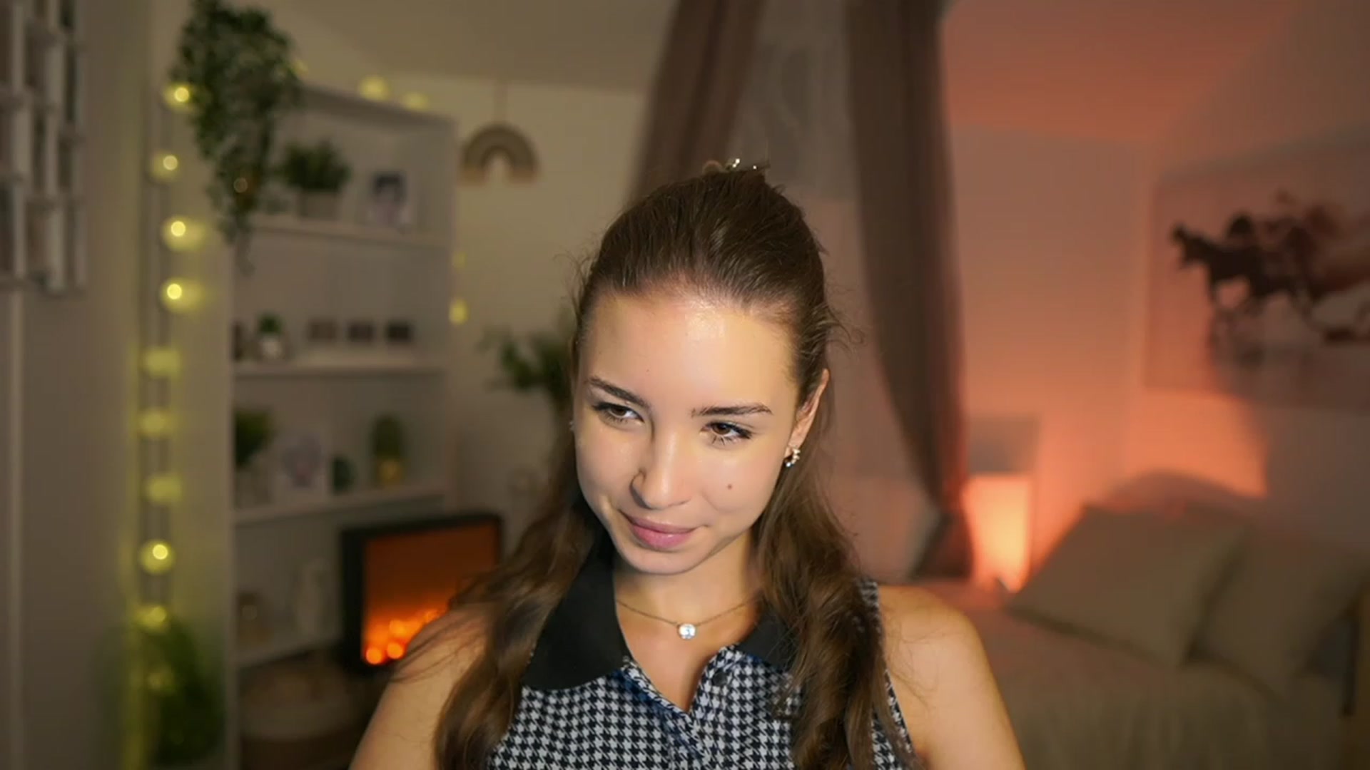 Gallery image thumbnail from Shy_jane's myfreecams stream on, 10/22/2023, 10:08 image 14 of 20