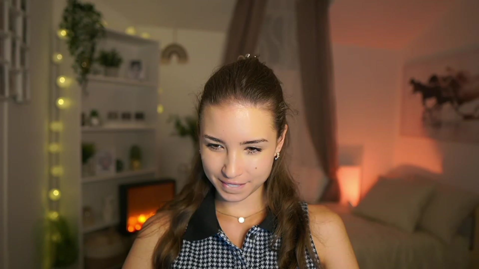 Gallery image thumbnail from Shy_jane's myfreecams stream on, 10/22/2023, 10:08 image 13 of 20