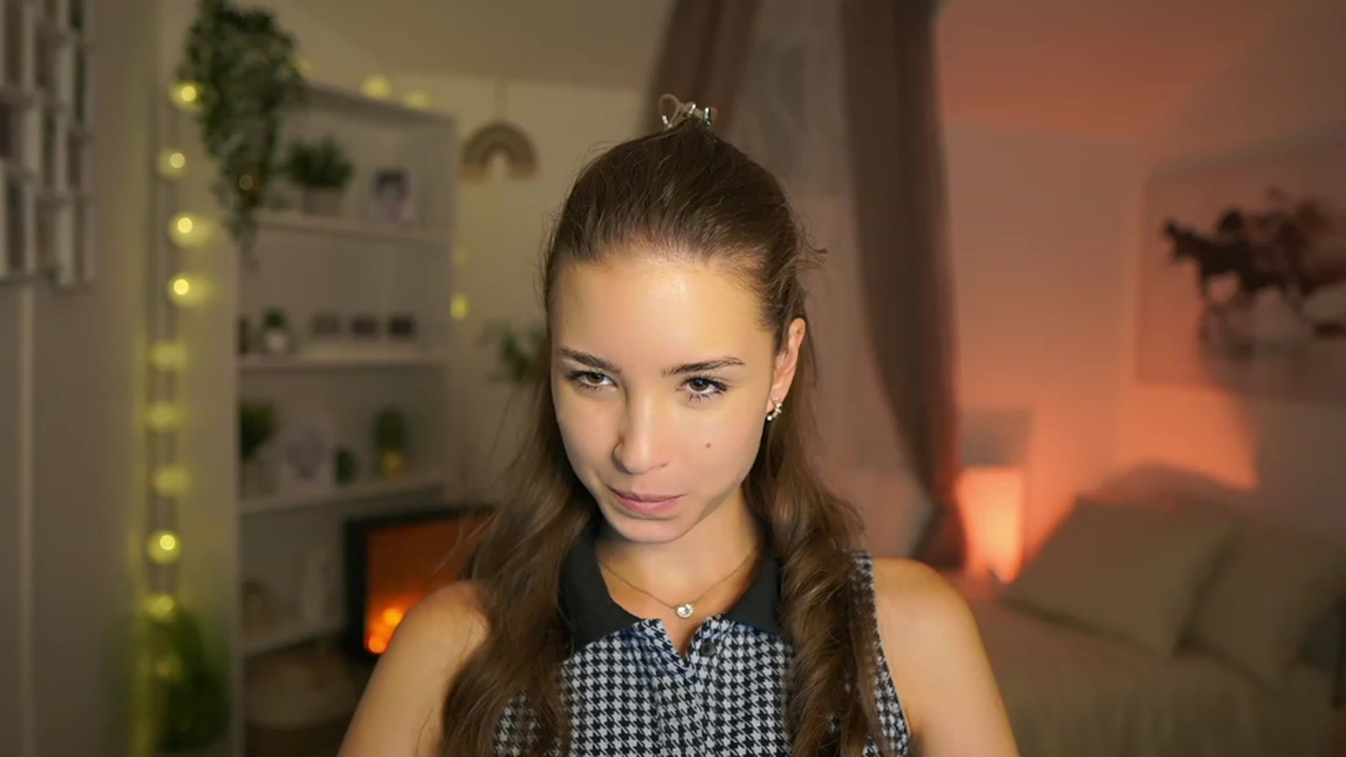 Gallery image thumbnail from Shy_jane's myfreecams stream on, 10/22/2023, 11:43 image 2 of 20