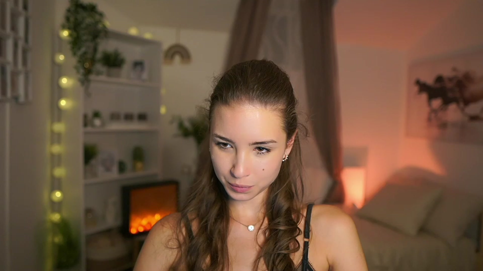 Gallery image thumbnail from Shy_jane's myfreecams stream on, 10/22/2023, 13:18 image 14 of 20