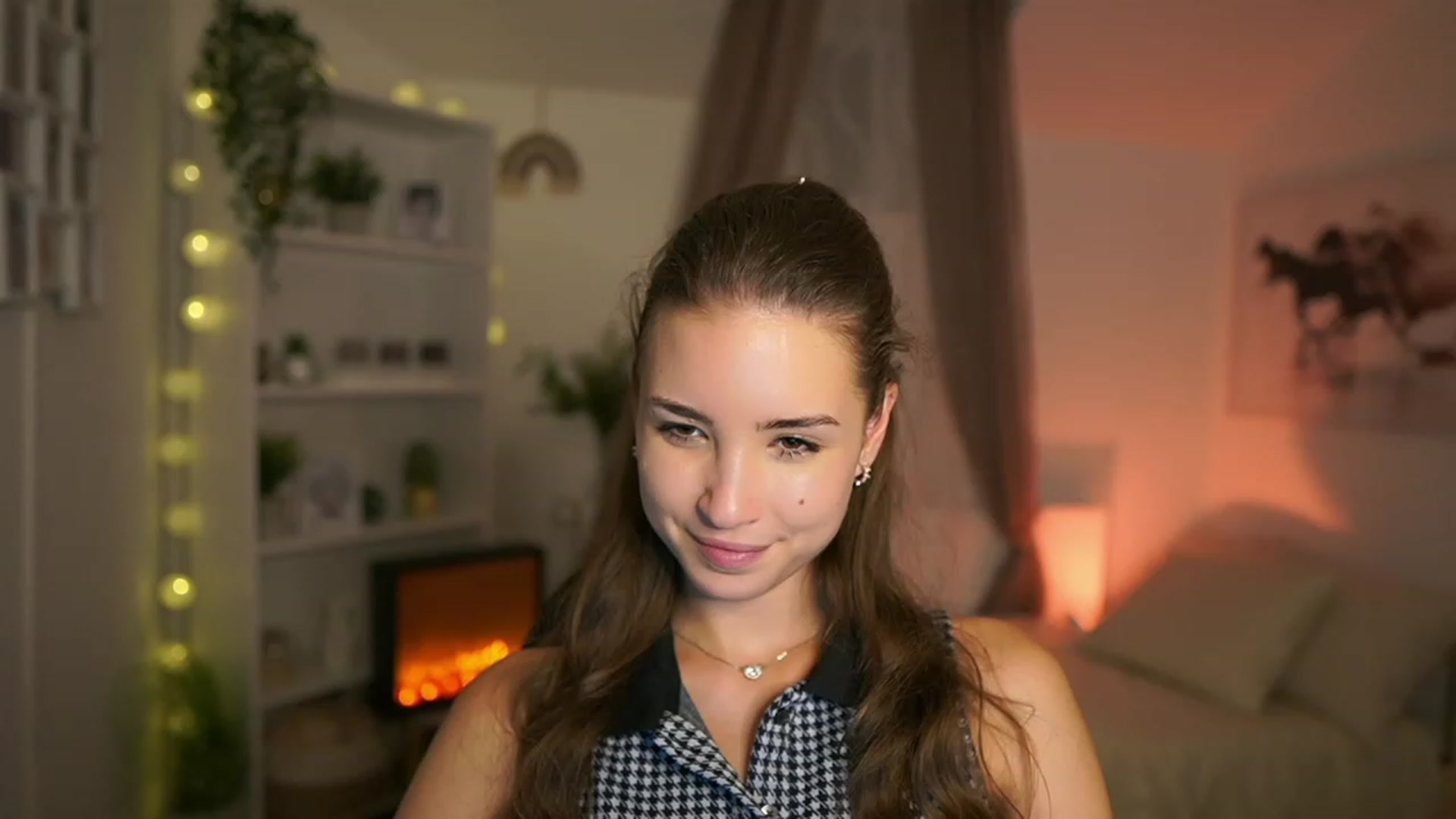 Gallery image thumbnail from Shy_jane's myfreecams stream on, 10/22/2023, 16:32 image 6 of 20