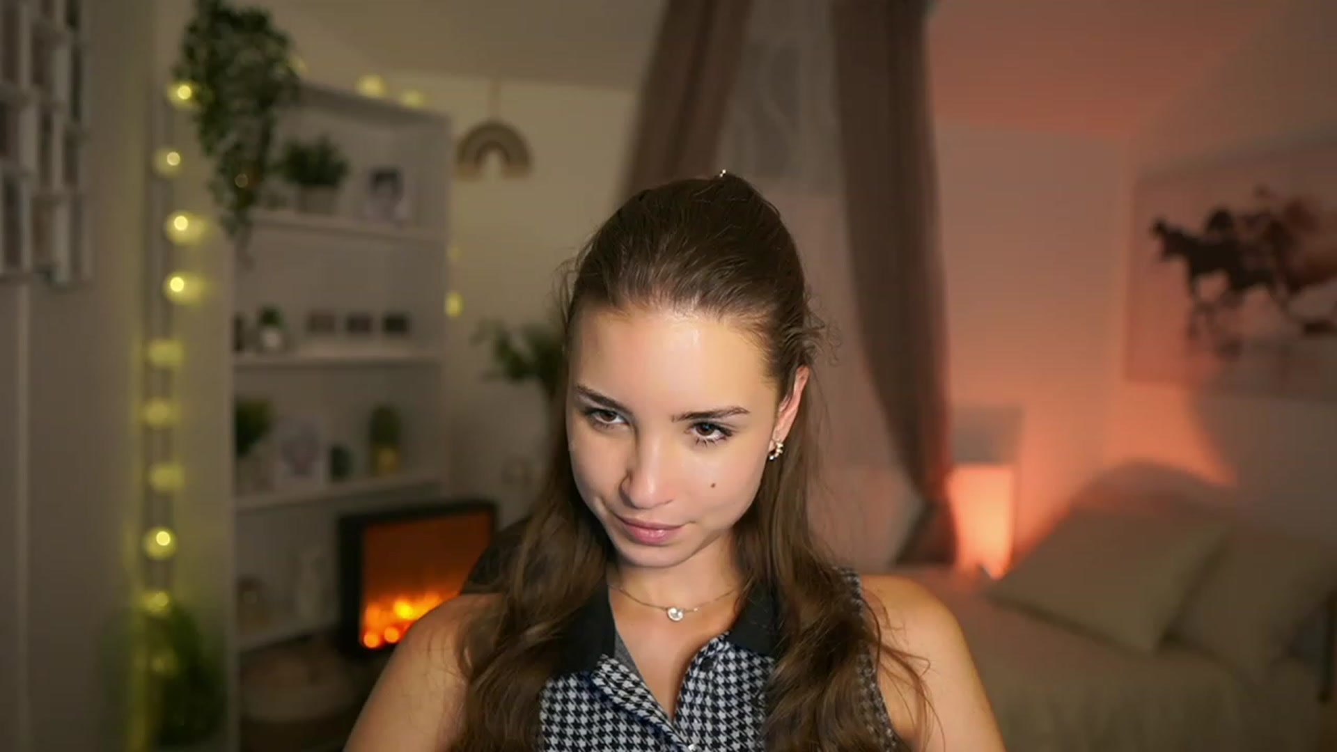 Gallery image thumbnail from Shy_jane's myfreecams stream on, 10/22/2023, 16:32 image 10 of 20