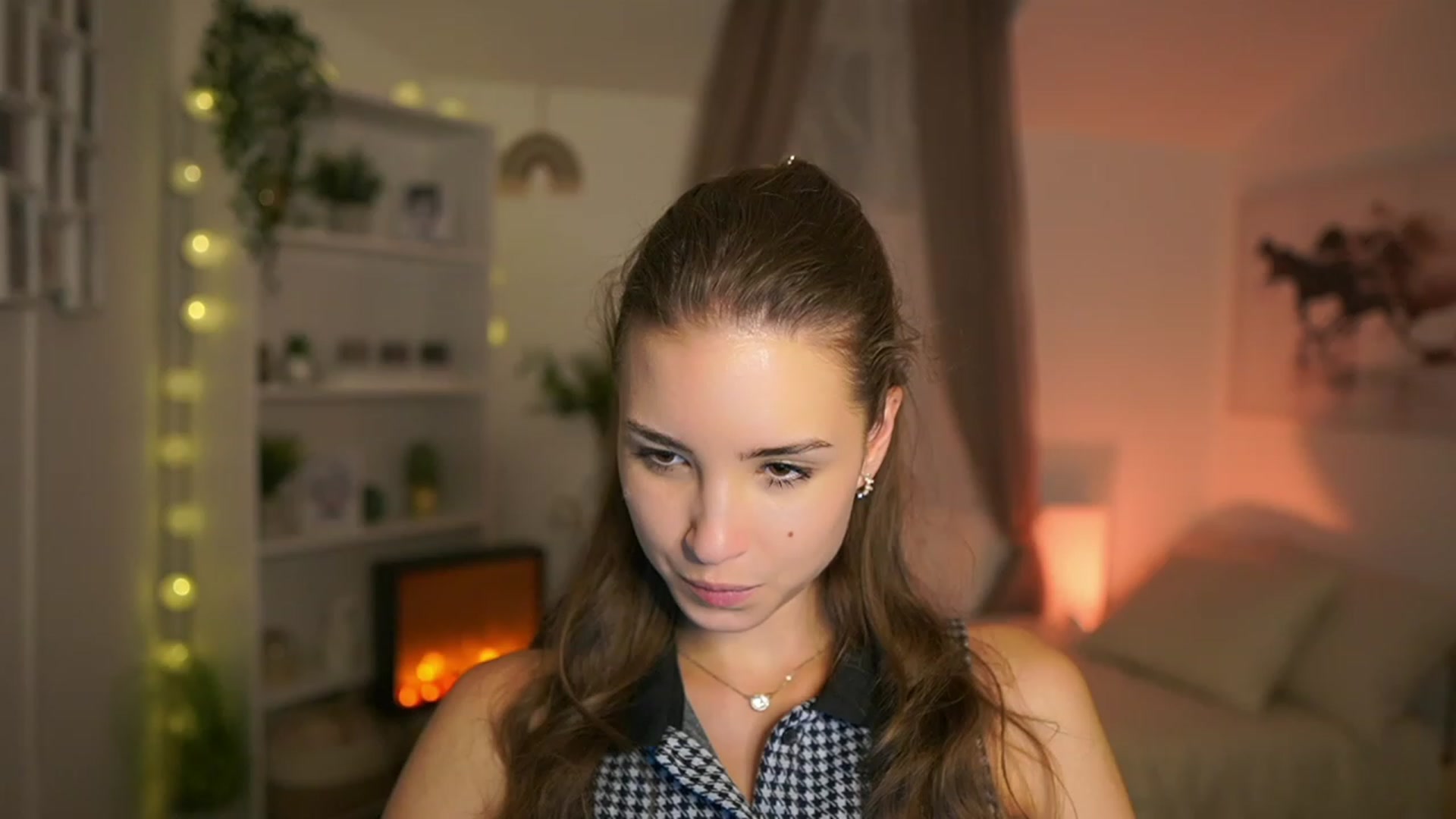 Gallery image thumbnail from Shy_jane's myfreecams stream on, 10/22/2023, 16:32 image 1 of 20