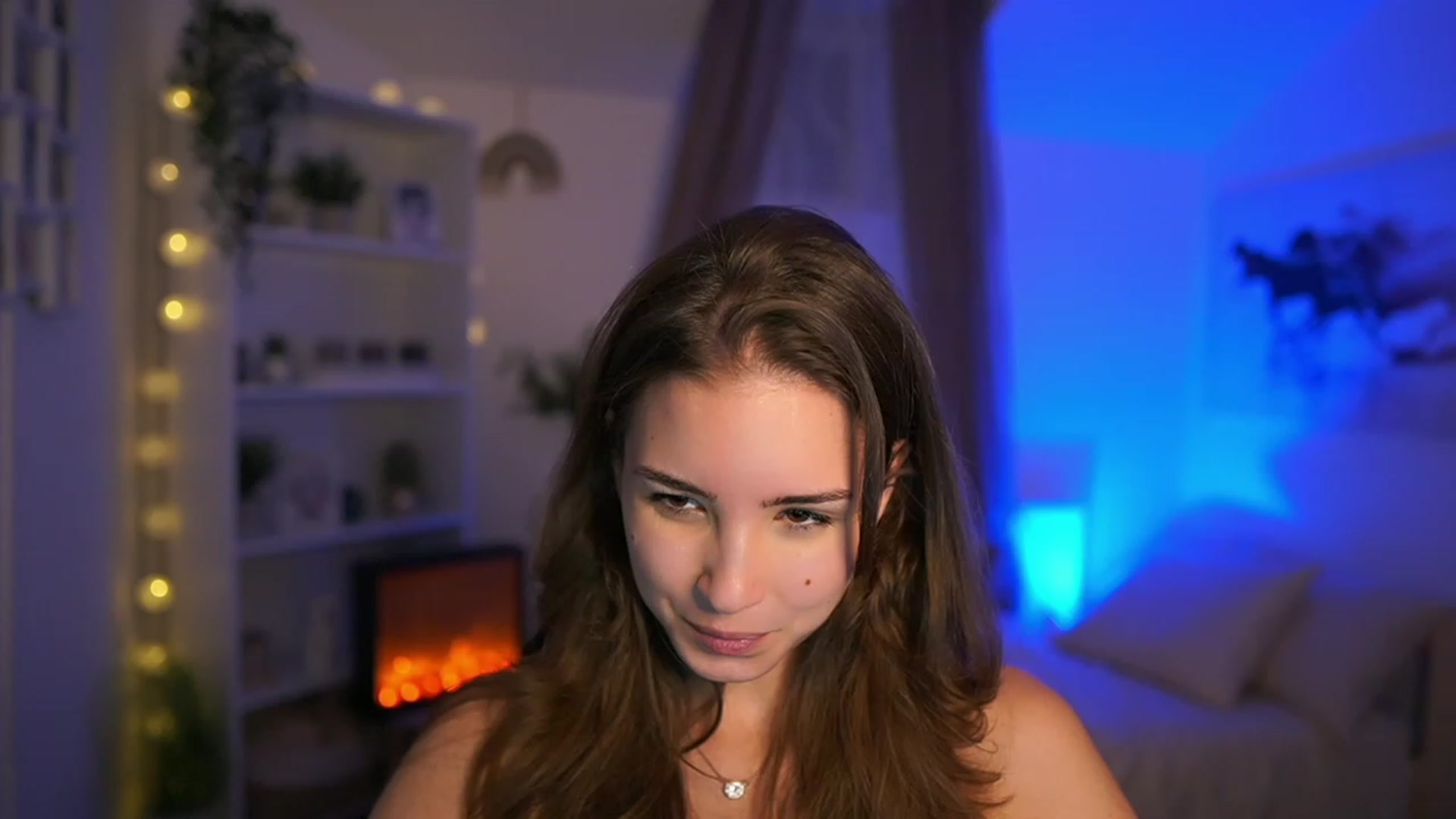 Gallery image thumbnail from Shy_jane's myfreecams stream on, 10/24/2023, 11:46 image 14 of 20