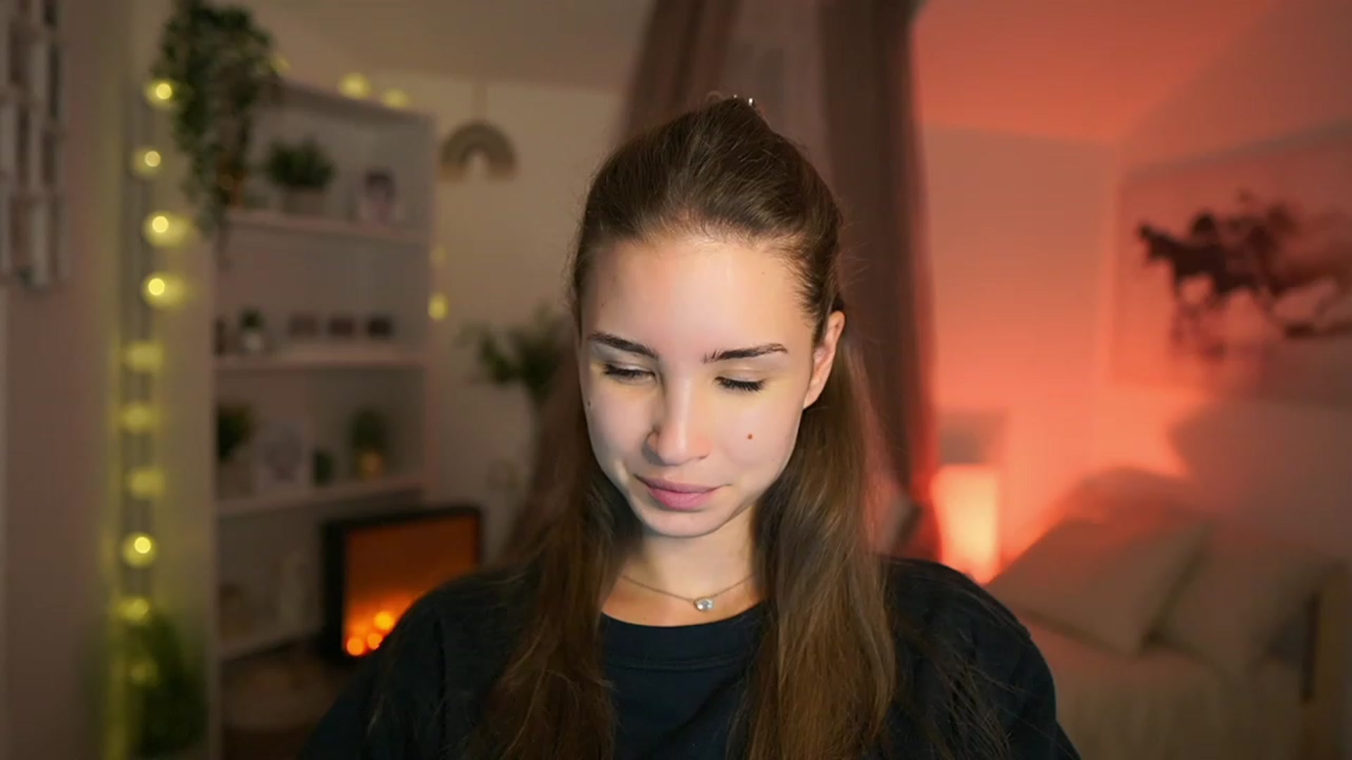 Gallery image thumbnail from Shy_jane's myfreecams stream on, 10/24/2023, 17:49 image 10 of 20