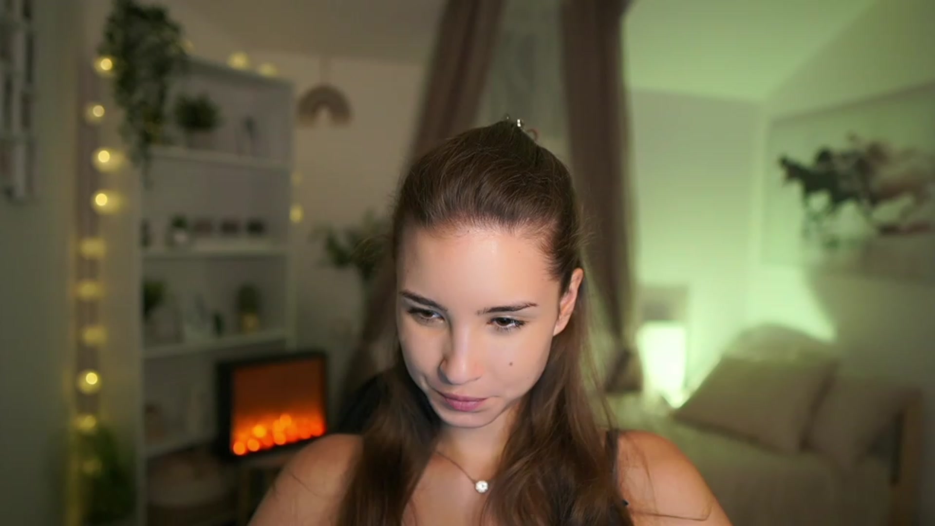 Gallery image thumbnail from Shy_jane's myfreecams stream on, 10/26/2023, 13:55 image 2 of 20