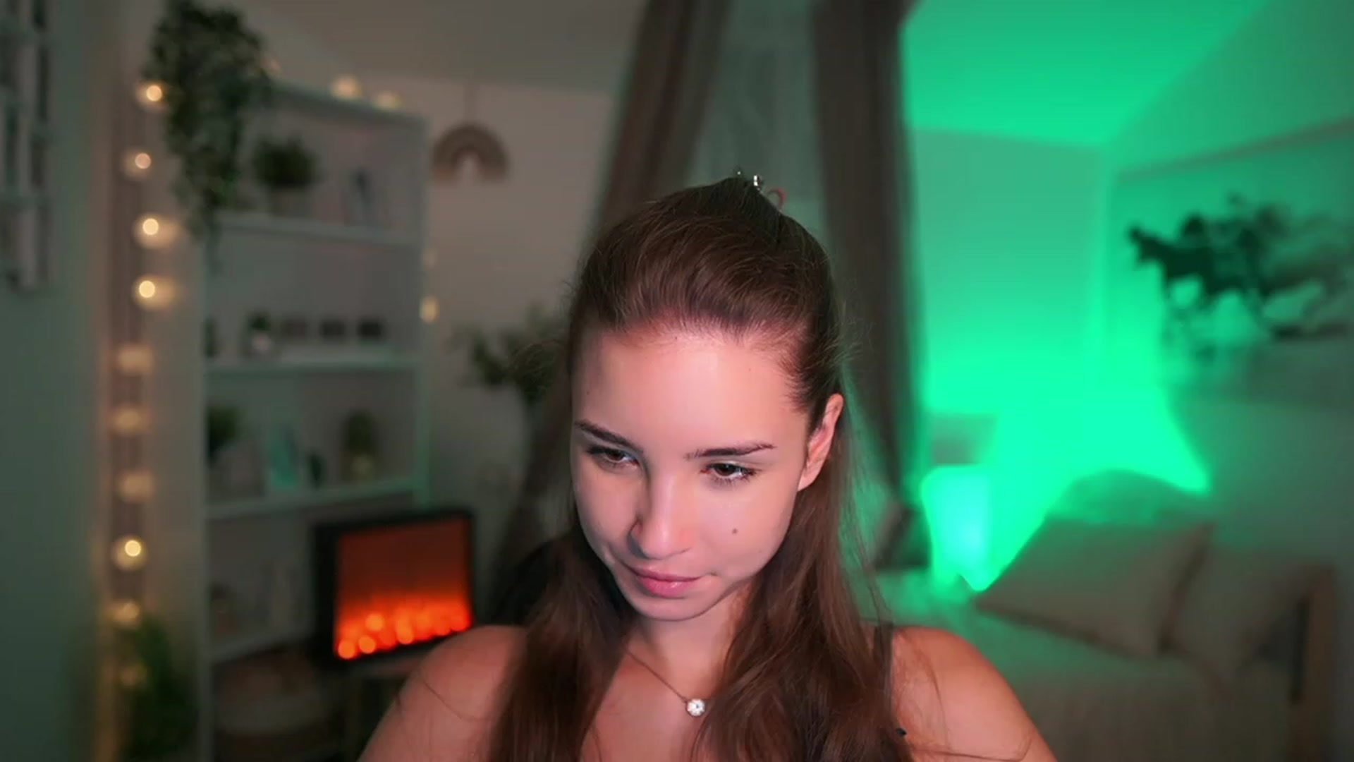 Gallery image thumbnail from Shy_jane's myfreecams stream on, 10/26/2023, 13:55 image 3 of 20