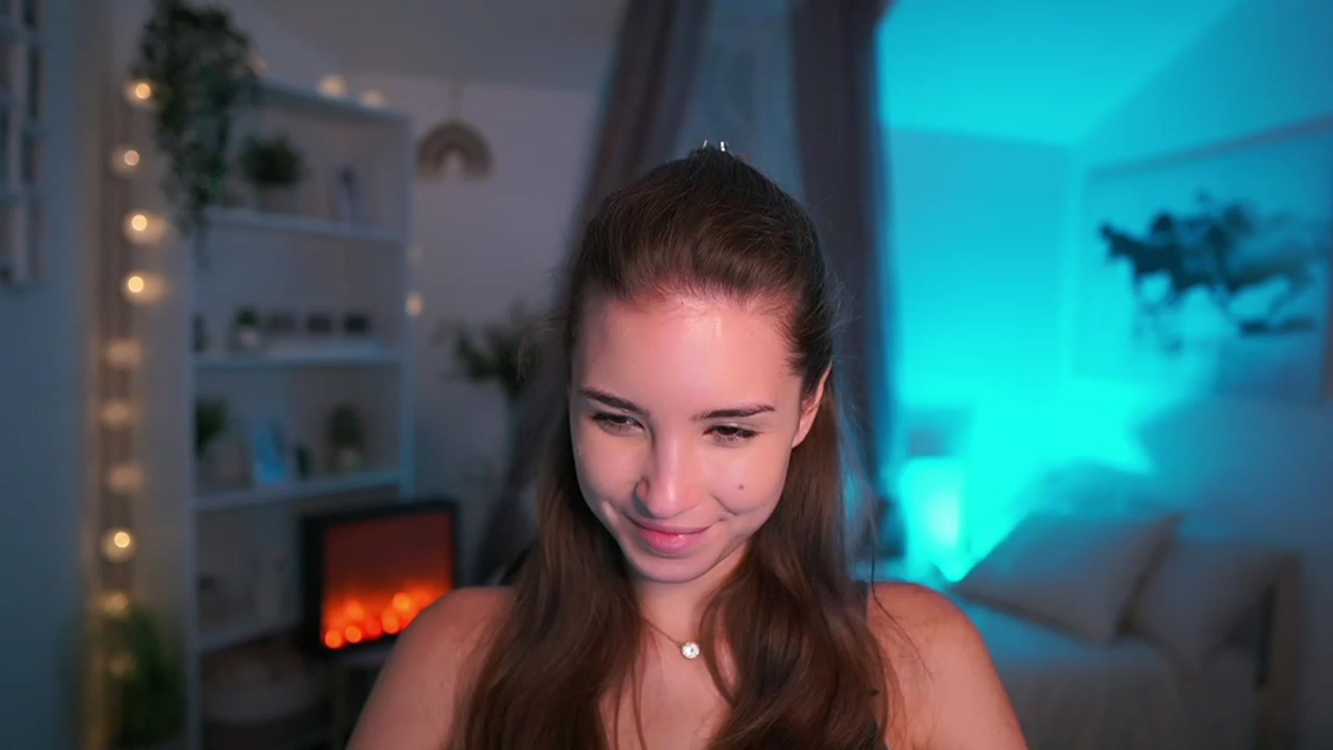 Gallery image thumbnail from Shy_jane's myfreecams stream on, 10/26/2023, 15:24 image 14 of 20