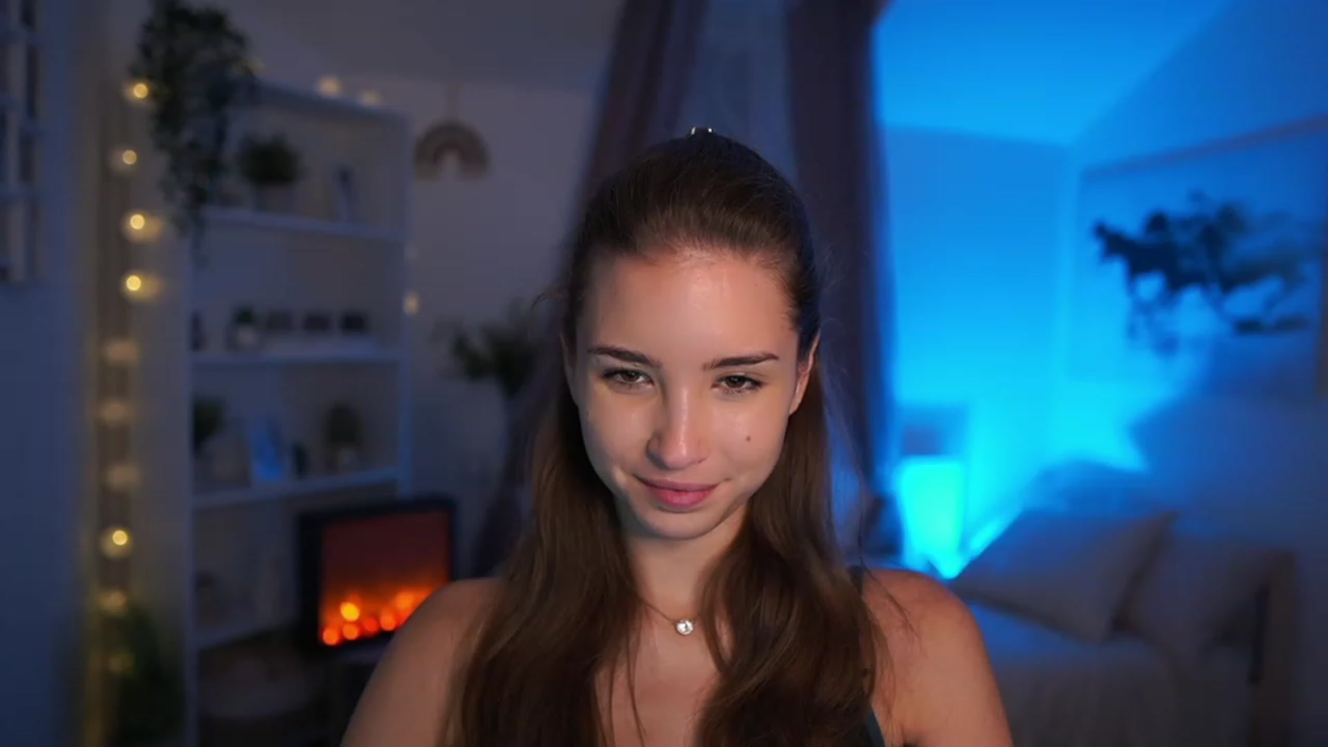 Gallery image thumbnail from Shy_jane's myfreecams stream on, 10/26/2023, 15:24 image 13 of 20