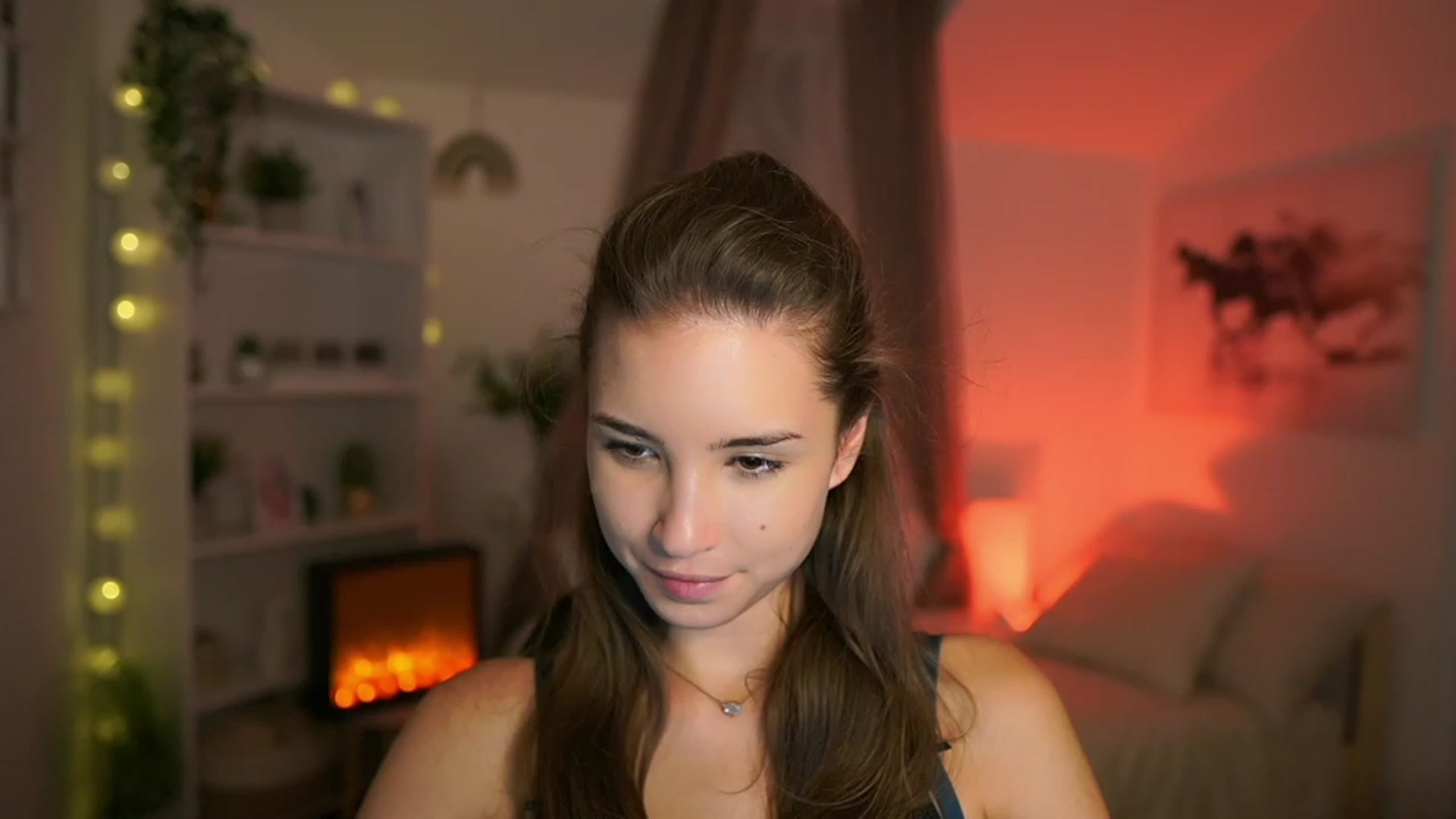 Gallery image thumbnail from Shy_jane's myfreecams stream on, 10/26/2023, 16:46 image 9 of 20