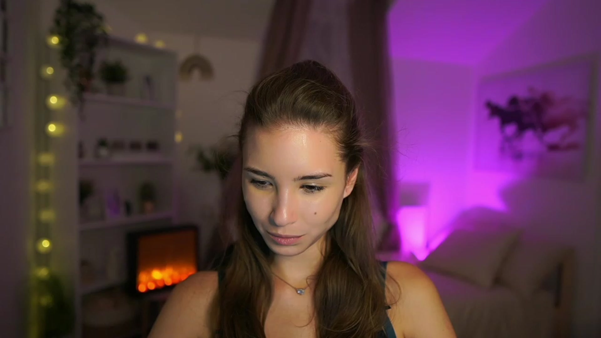 Gallery image thumbnail from Shy_jane's myfreecams stream on, 10/26/2023, 16:46 image 8 of 20