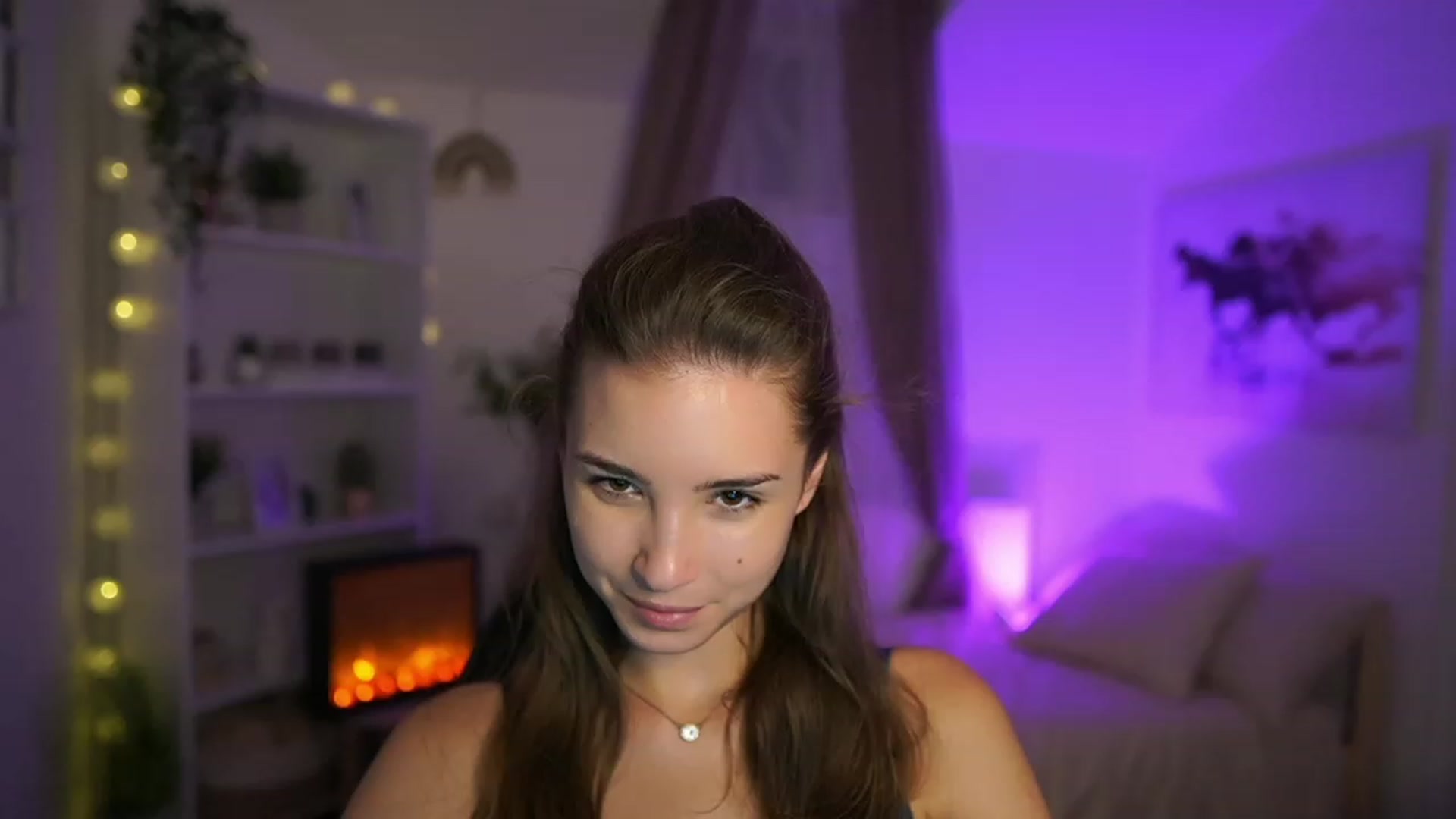 Gallery image thumbnail from Shy_jane's myfreecams stream on, 10/26/2023, 16:46 image 1 of 20
