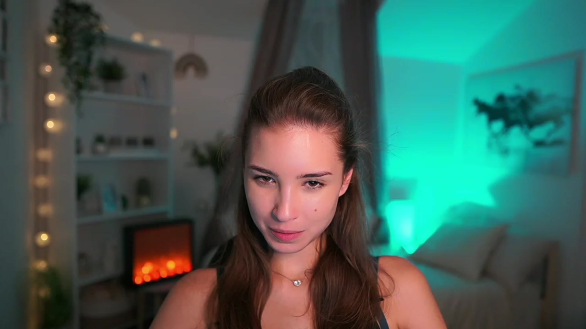Gallery image thumbnail from Shy_jane's myfreecams stream on, 10/26/2023, 16:46 image 12 of 20