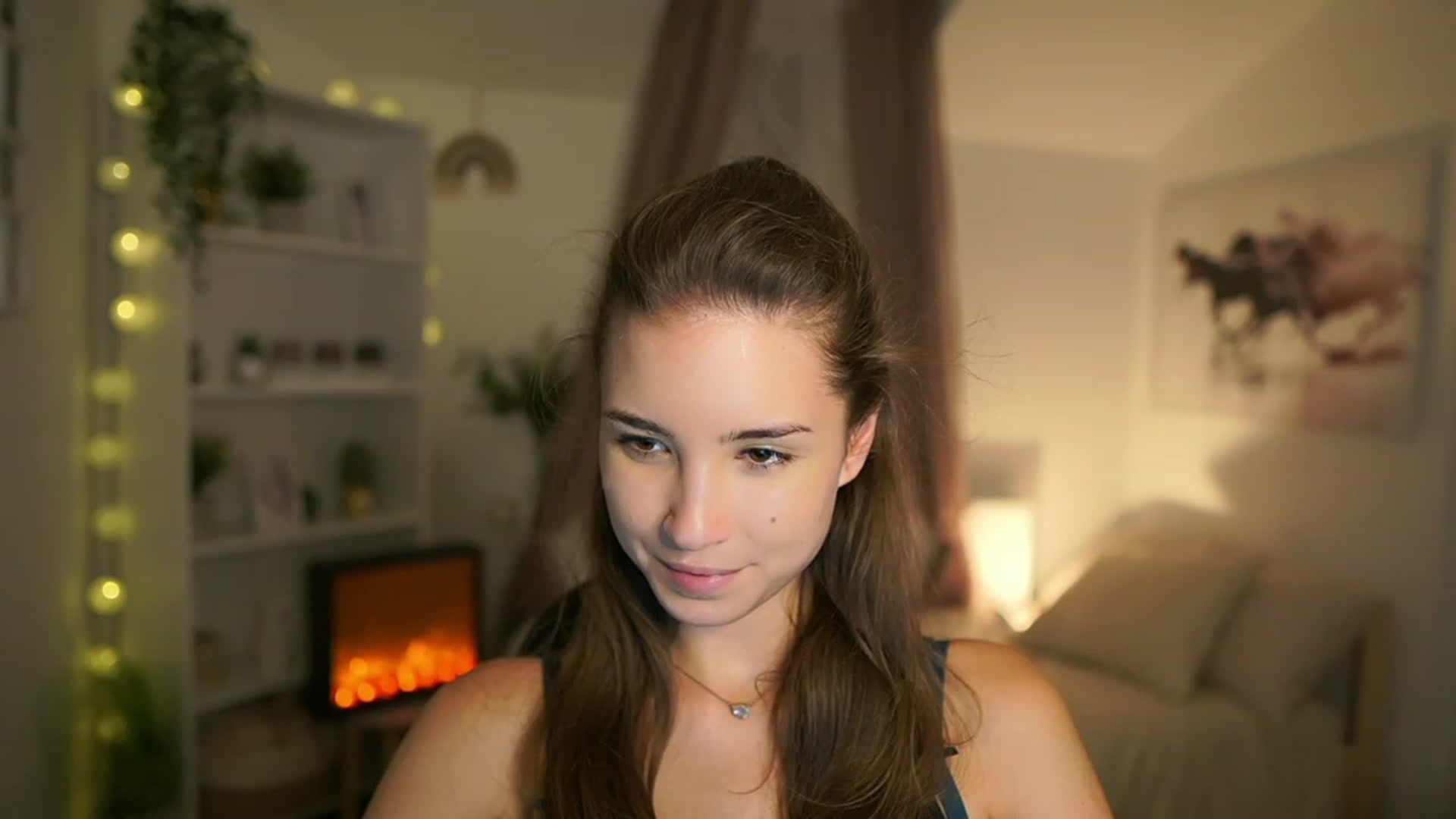 Gallery image thumbnail from Shy_jane's myfreecams stream on, 10/26/2023, 16:46 image 10 of 20
