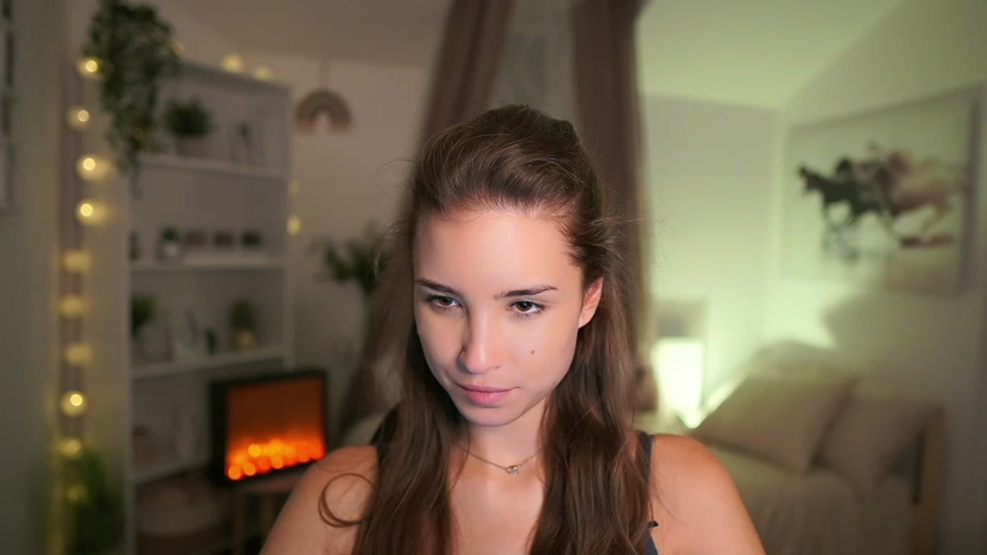 Gallery image thumbnail from Shy_jane's myfreecams stream on, 10/26/2023, 17:33 image 10 of 20