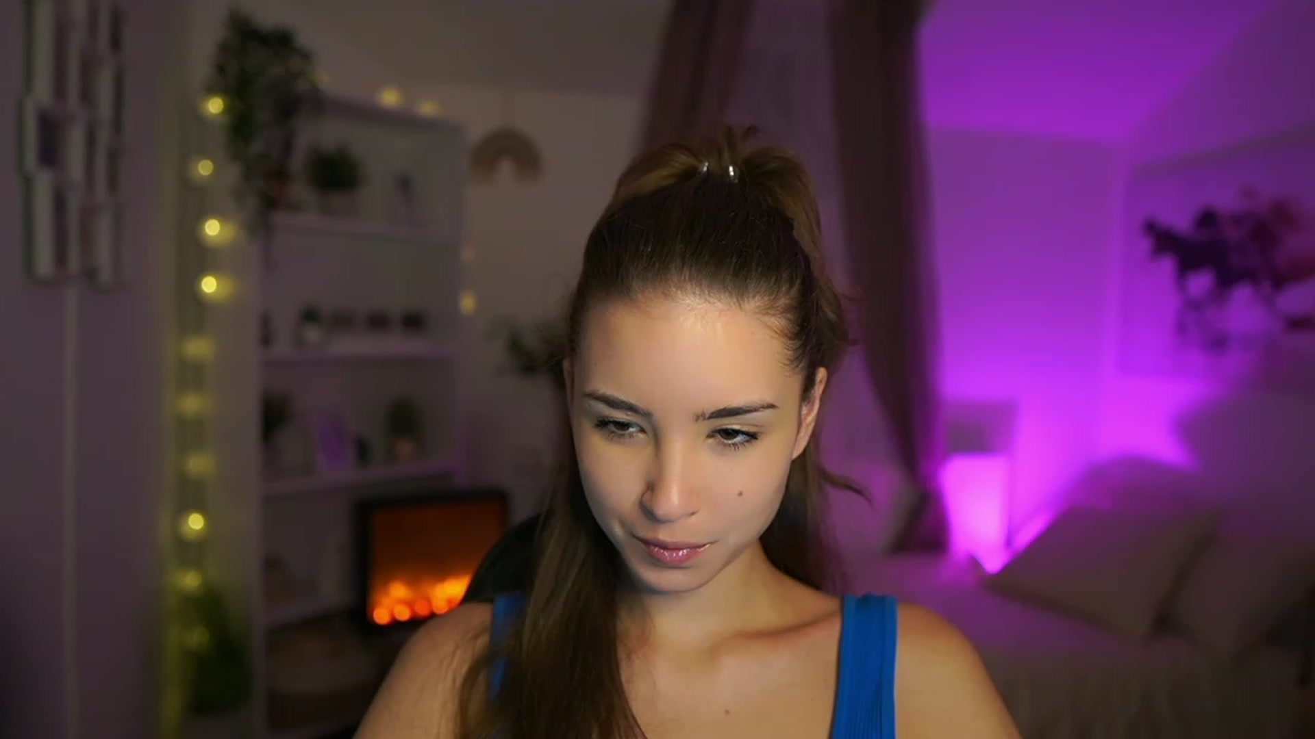 Gallery image thumbnail from Shy_jane's myfreecams stream on, 11/10/2023, 10:17 image 4 of 20