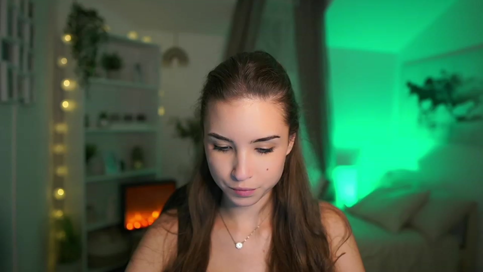 Gallery image thumbnail from Shy_jane's myfreecams stream on, 11/12/2023, 15:34 image 3 of 20