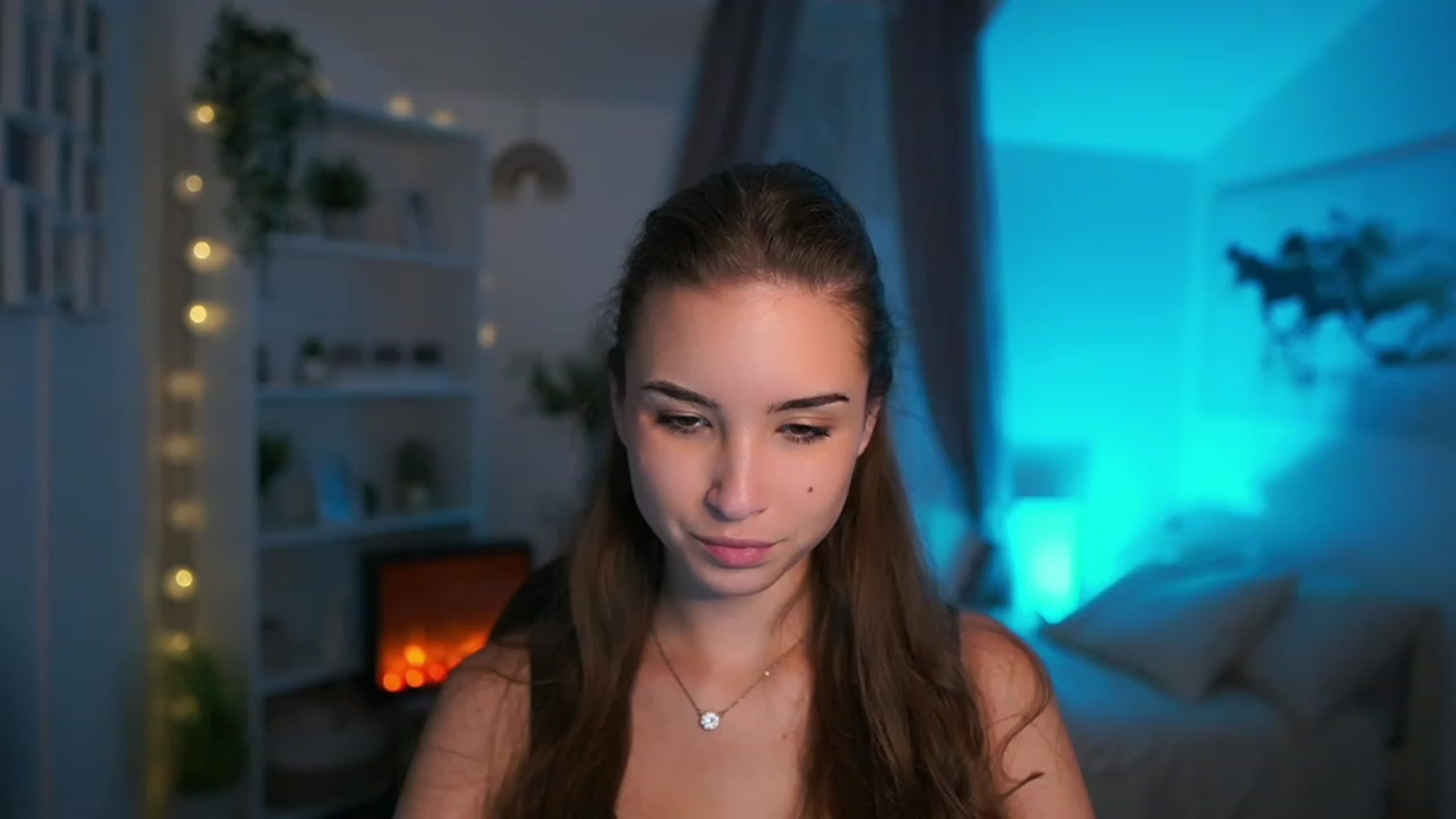 Gallery image thumbnail from Shy_jane's myfreecams stream on, 11/12/2023, 15:34 image 1 of 20
