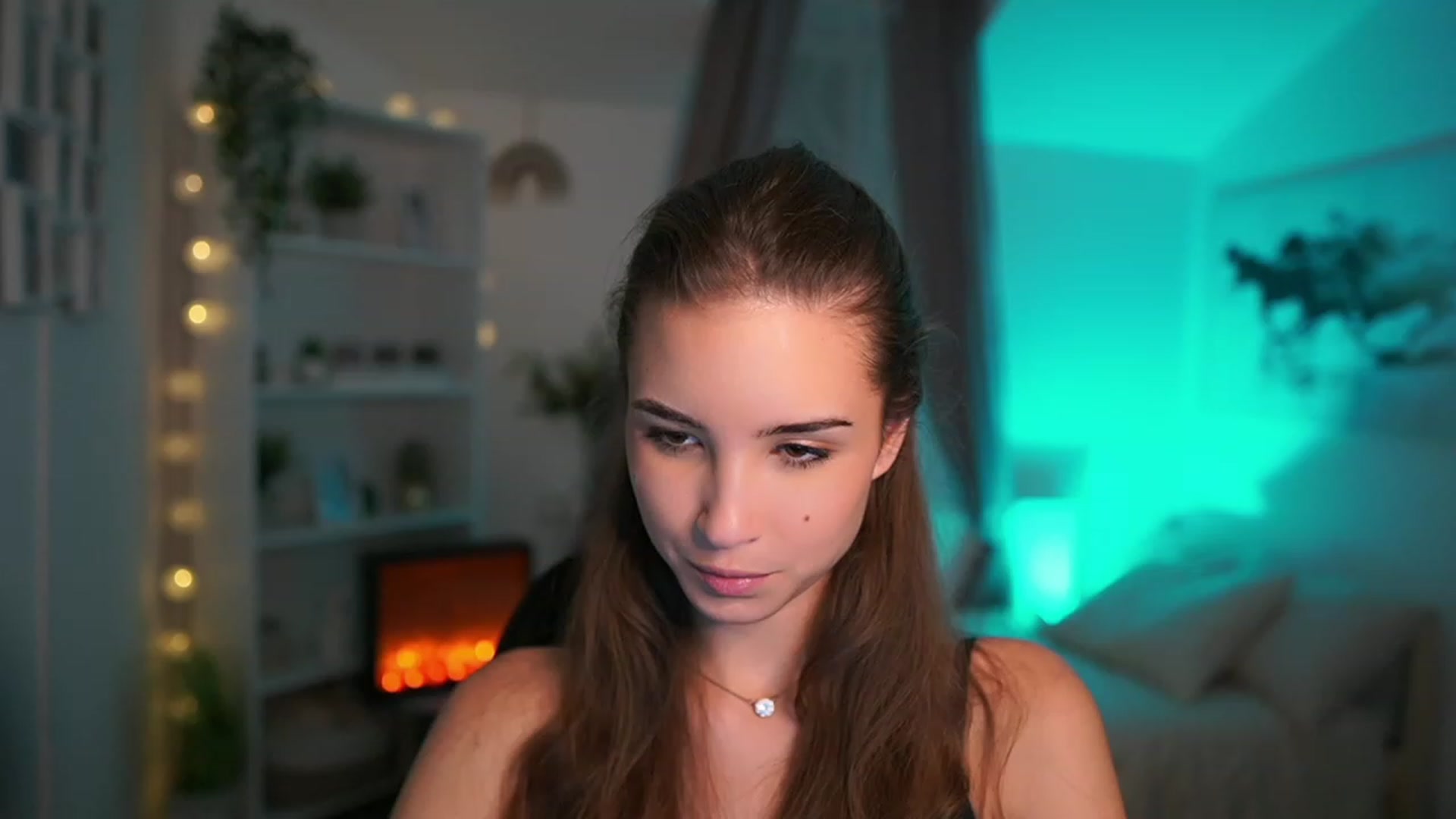 Gallery image thumbnail from Shy_jane's myfreecams stream on, 11/12/2023, 17:30 image 14 of 20