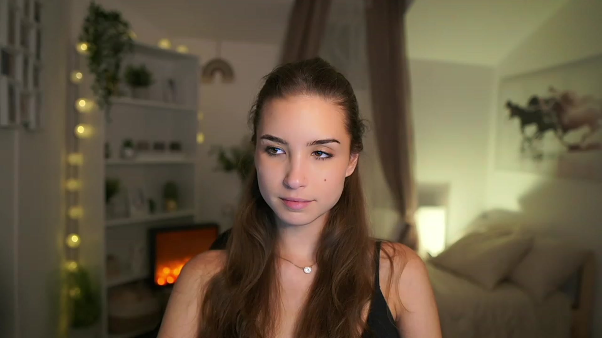 Gallery image thumbnail from Shy_jane's myfreecams stream on, 11/12/2023, 17:30 image 9 of 20