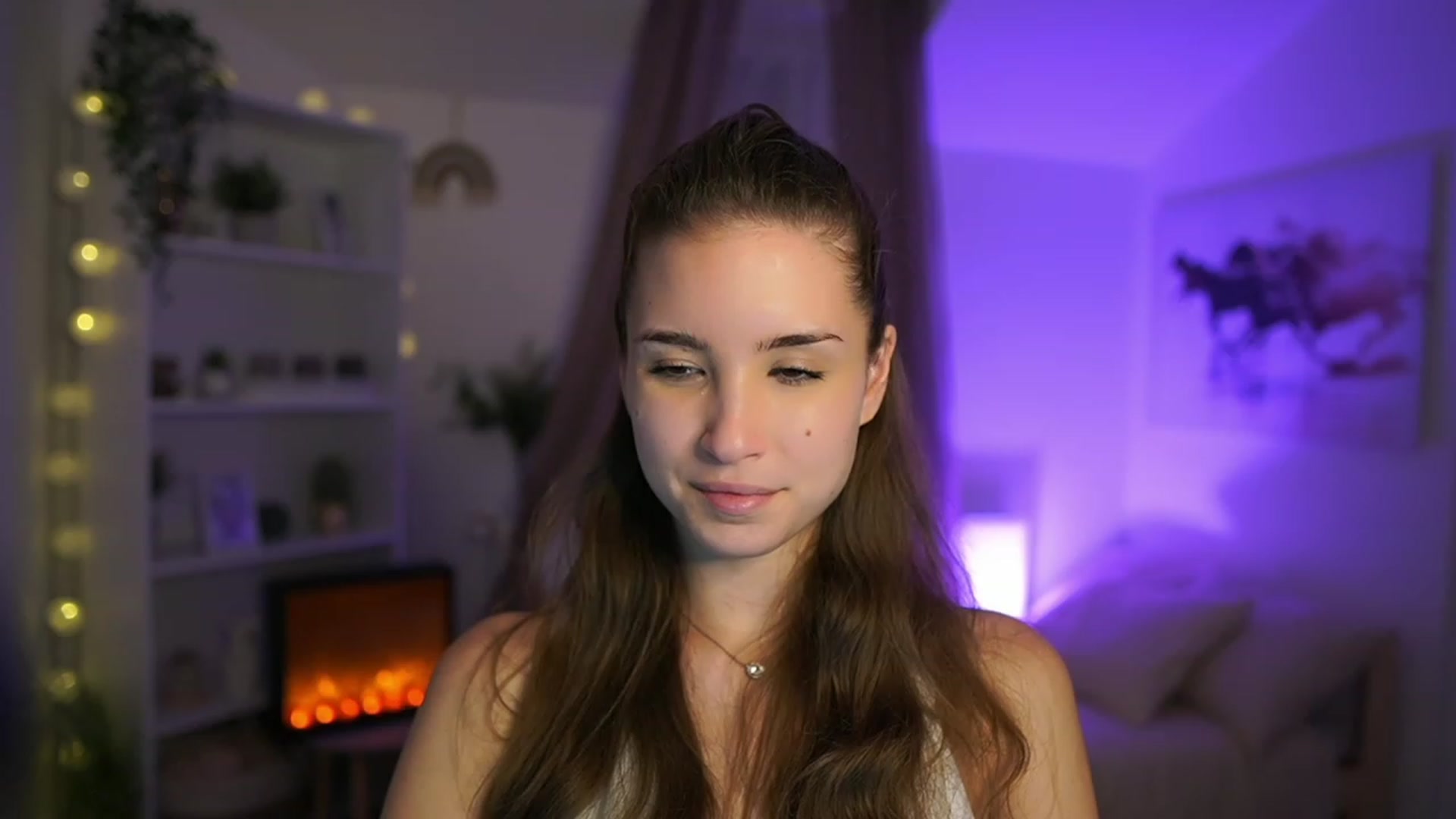 Gallery image thumbnail from Shy_jane's myfreecams stream on, 11/15/2023, 17:29 image 1 of 20