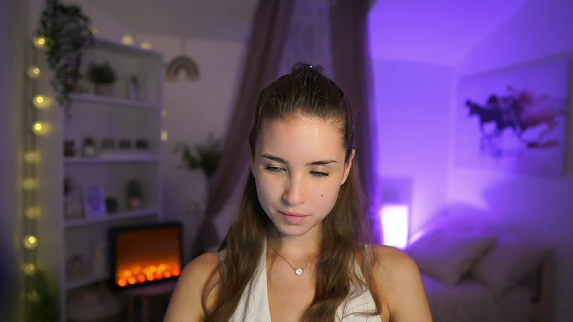 Gallery image thumbnail from Shy_jane's myfreecams stream on, 11/15/2023, 17:29 image 12 of 20