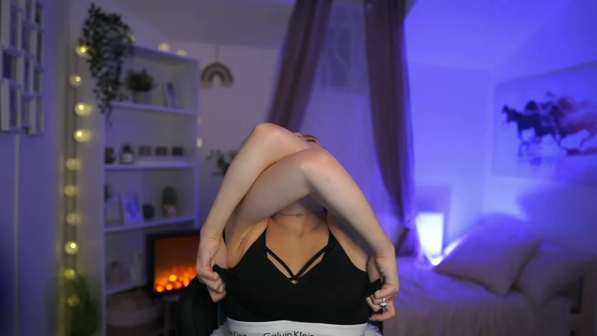 Gallery image thumbnail from Shy_jane's myfreecams stream on, 11/19/2023, 11:11 image 11 of 20