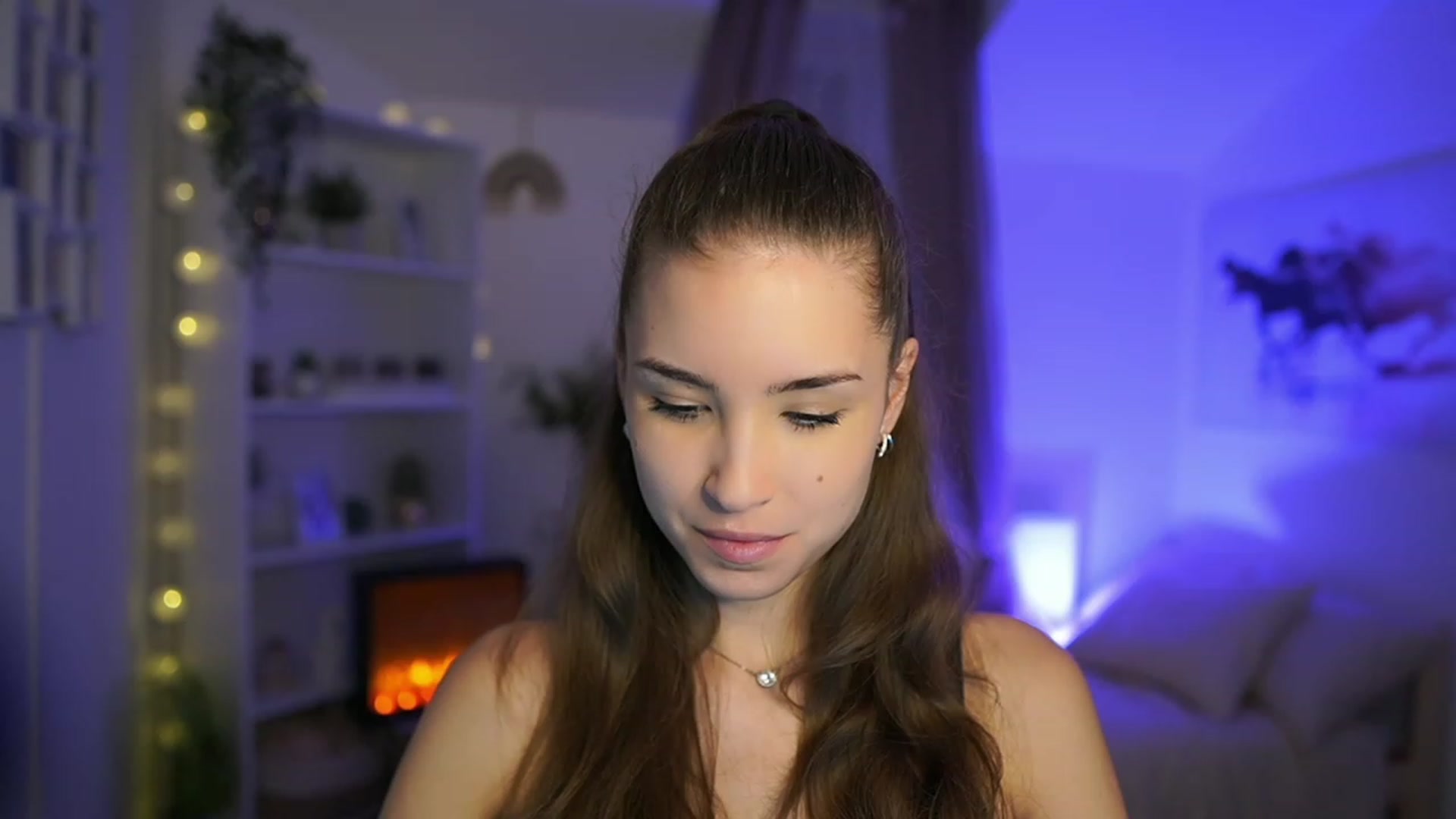 Gallery image thumbnail from Shy_jane's myfreecams stream on, 11/19/2023, 11:11 image 5 of 20