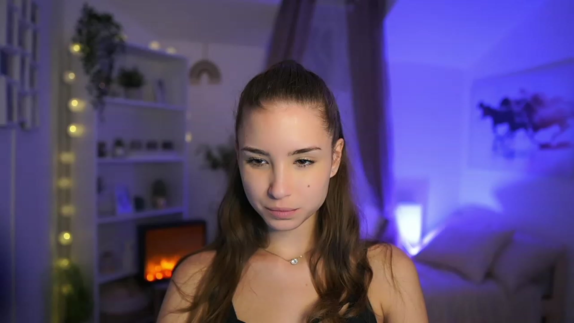 Gallery image thumbnail from Shy_jane's myfreecams stream on, 11/19/2023, 14:46 image 13 of 20
