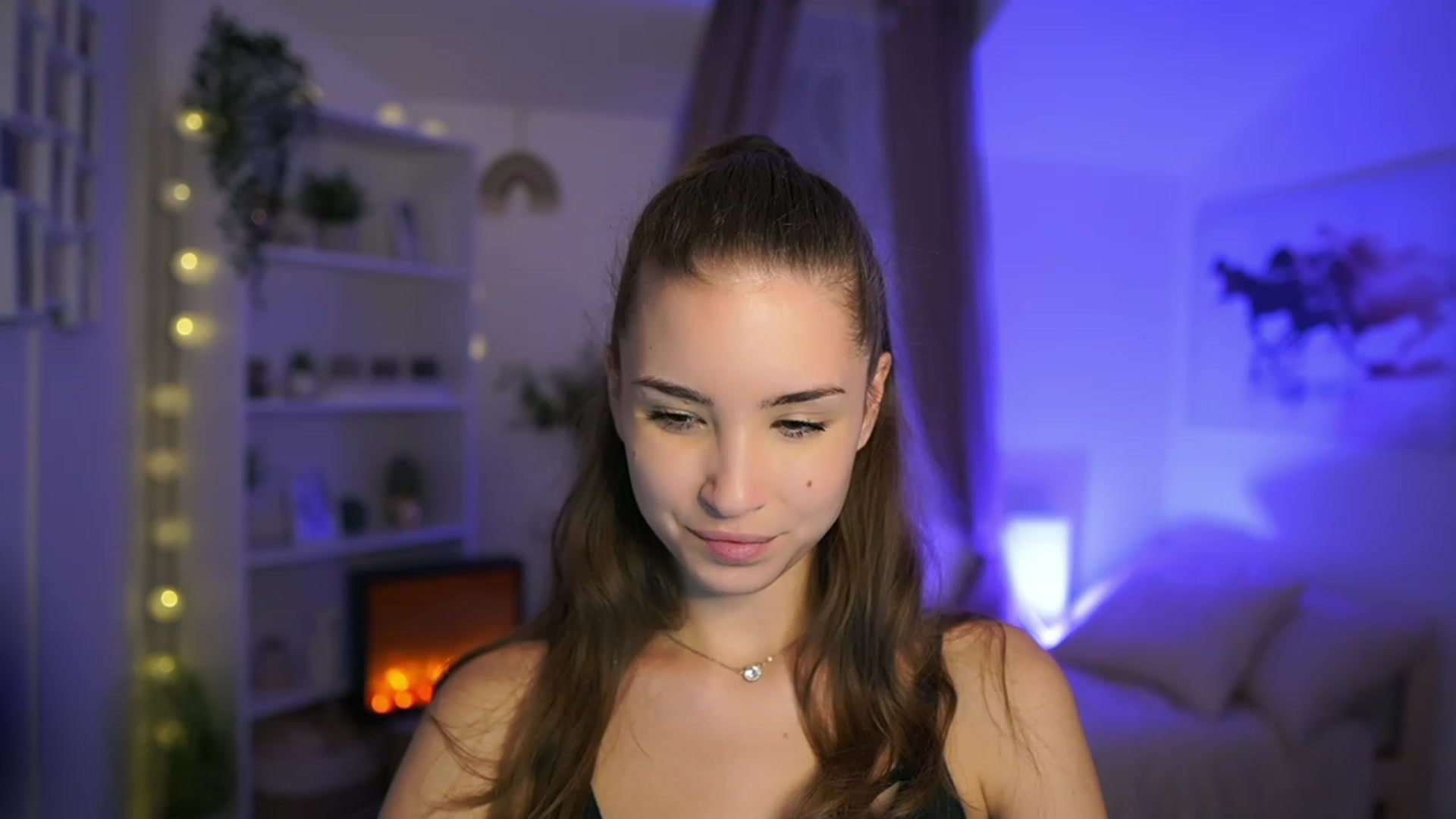 Gallery image thumbnail from Shy_jane's myfreecams stream on, 11/19/2023, 14:46 image 15 of 20