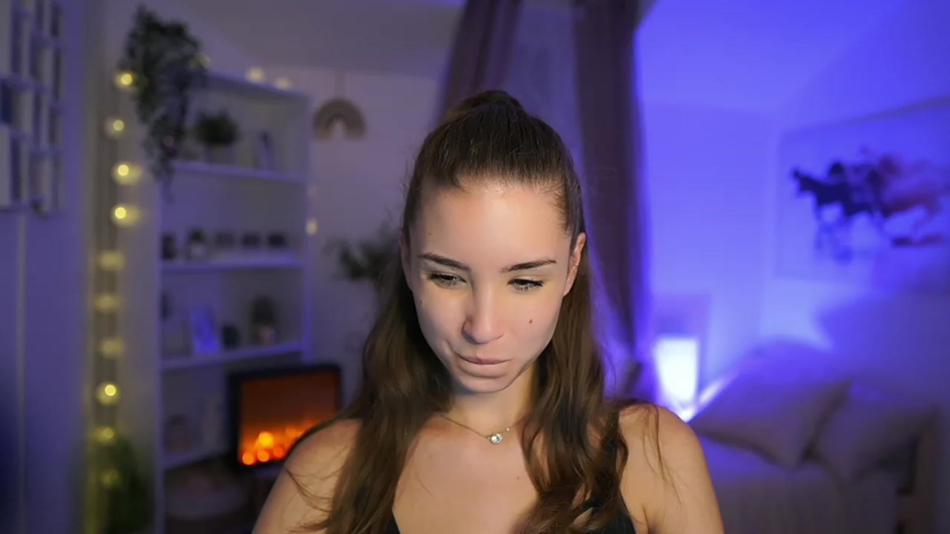 Gallery image thumbnail from Shy_jane's myfreecams stream on, 11/19/2023, 14:46 image 17 of 20