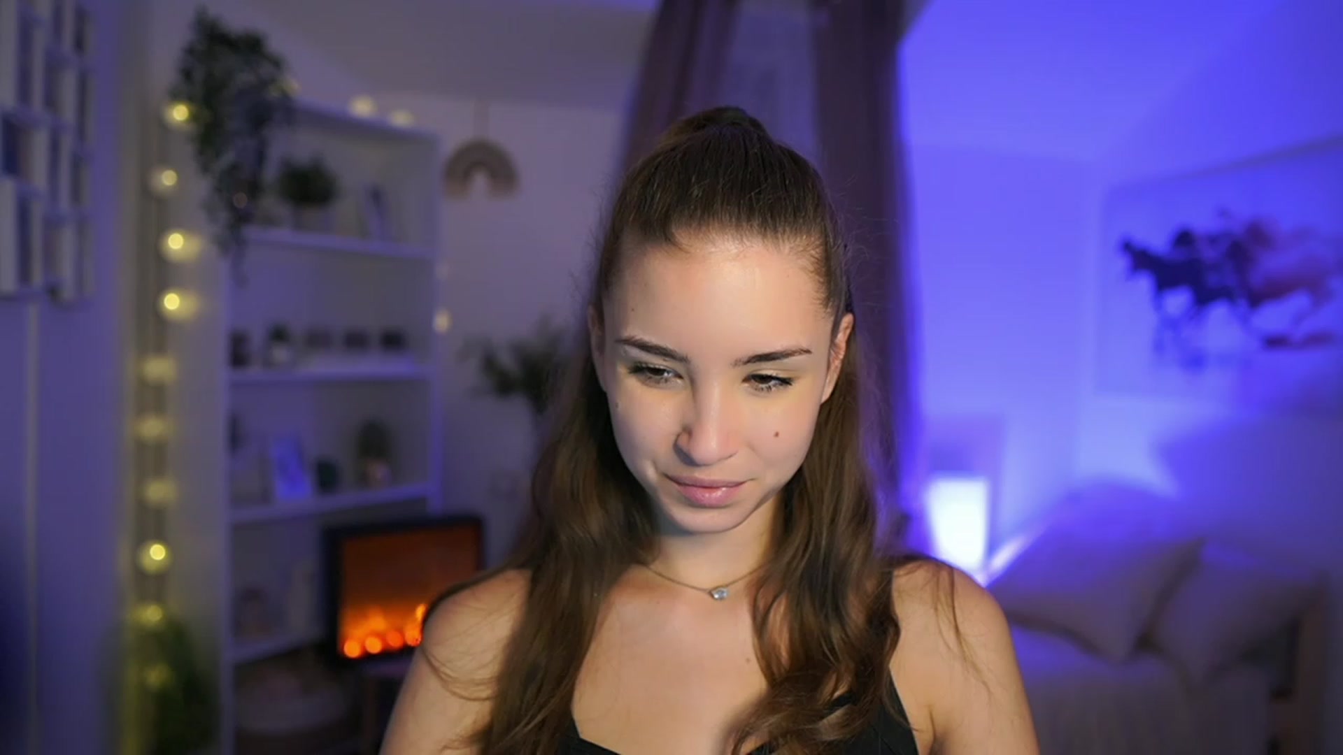 Gallery image thumbnail from Shy_jane's myfreecams stream on, 11/19/2023, 14:46 image 20 of 20