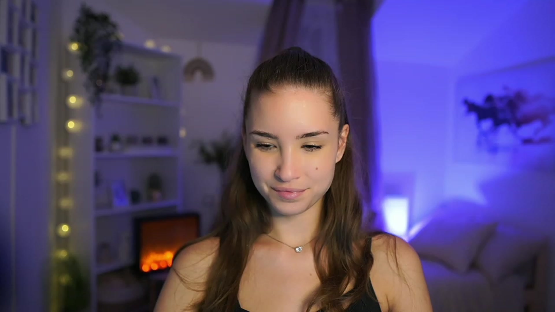 Gallery image thumbnail from Shy_jane's myfreecams stream on, 11/19/2023, 14:46 image 18 of 20