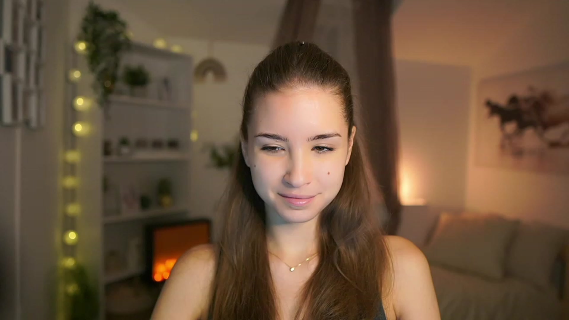 Gallery image thumbnail from Shy_jane's myfreecams stream on, 11/21/2023, 10:28 image 16 of 20