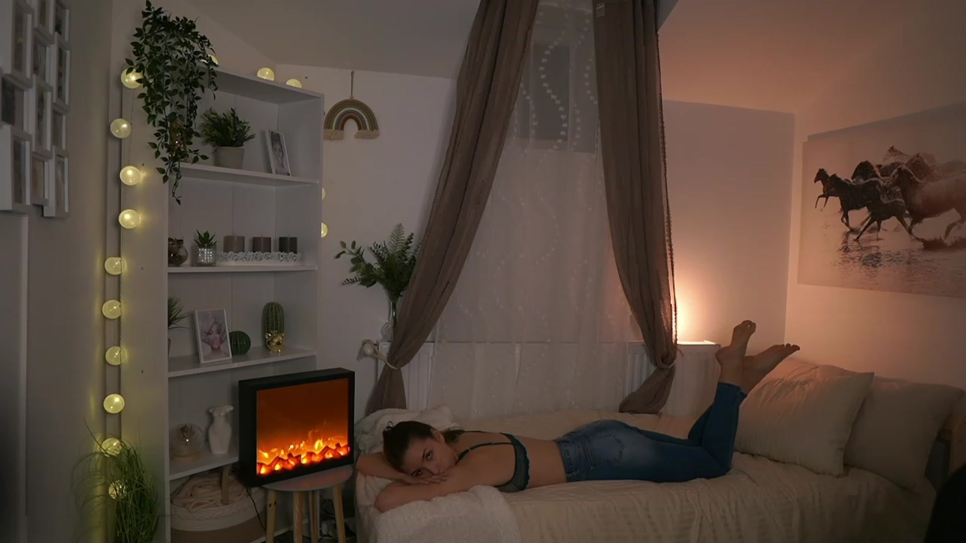 Gallery image thumbnail from Shy_jane's myfreecams stream on, 11/21/2023, 13:13 image 8 of 20