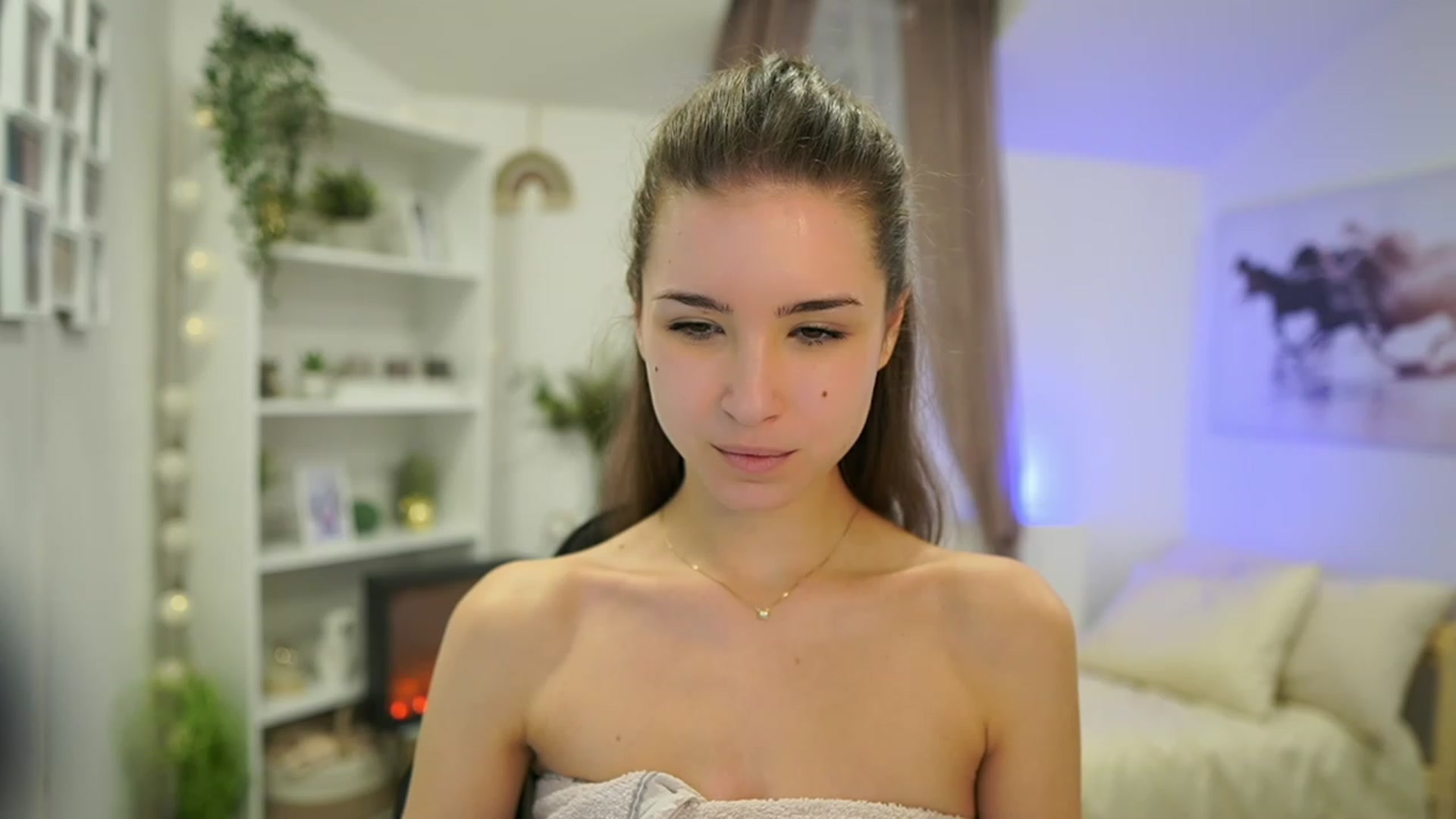 Gallery image thumbnail from Shy_jane's myfreecams stream on, 11/21/2023, 13:13 image 16 of 20